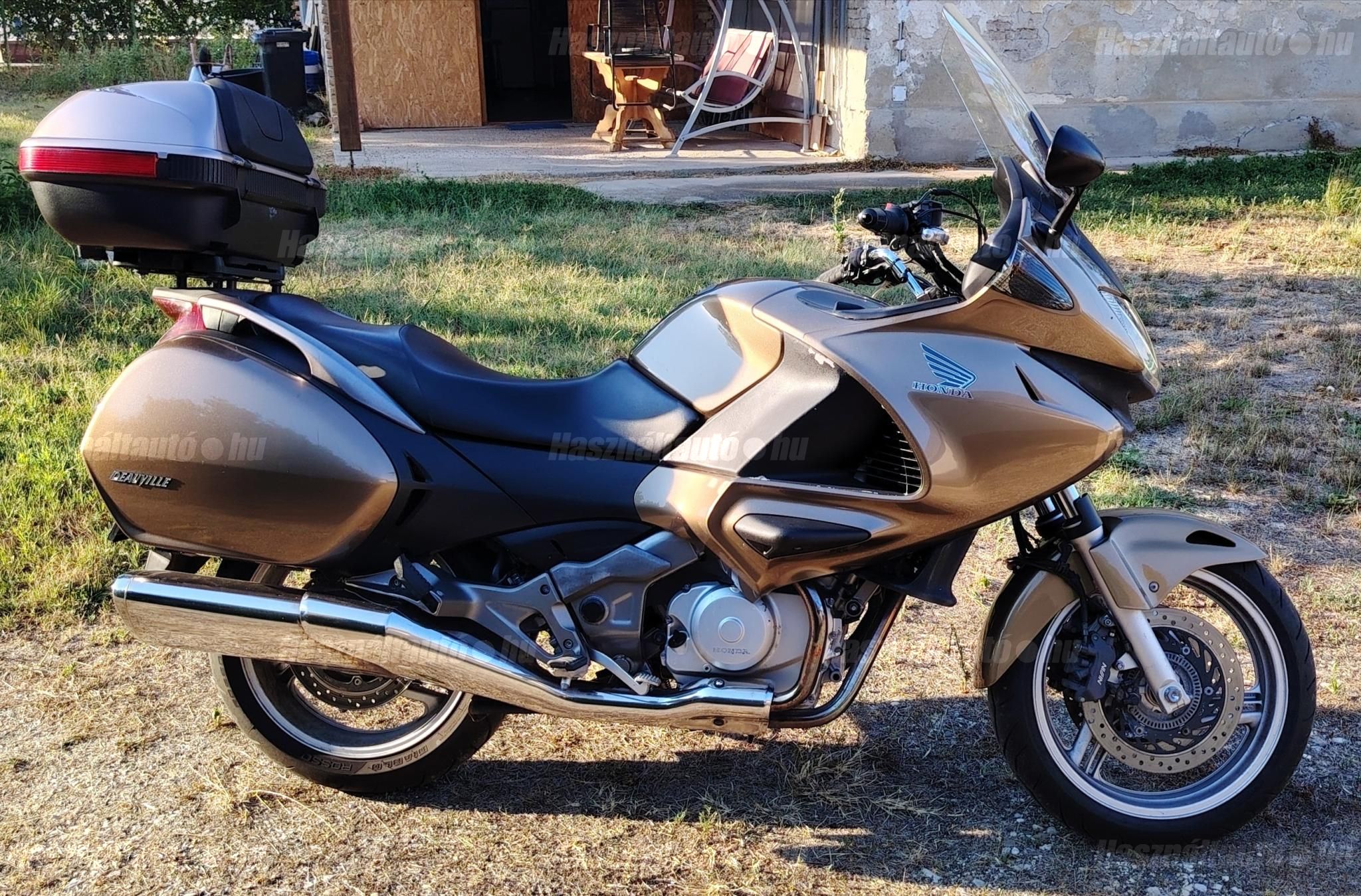 HONDA NT 700 V DEAUVILLE 2006/5 - 1