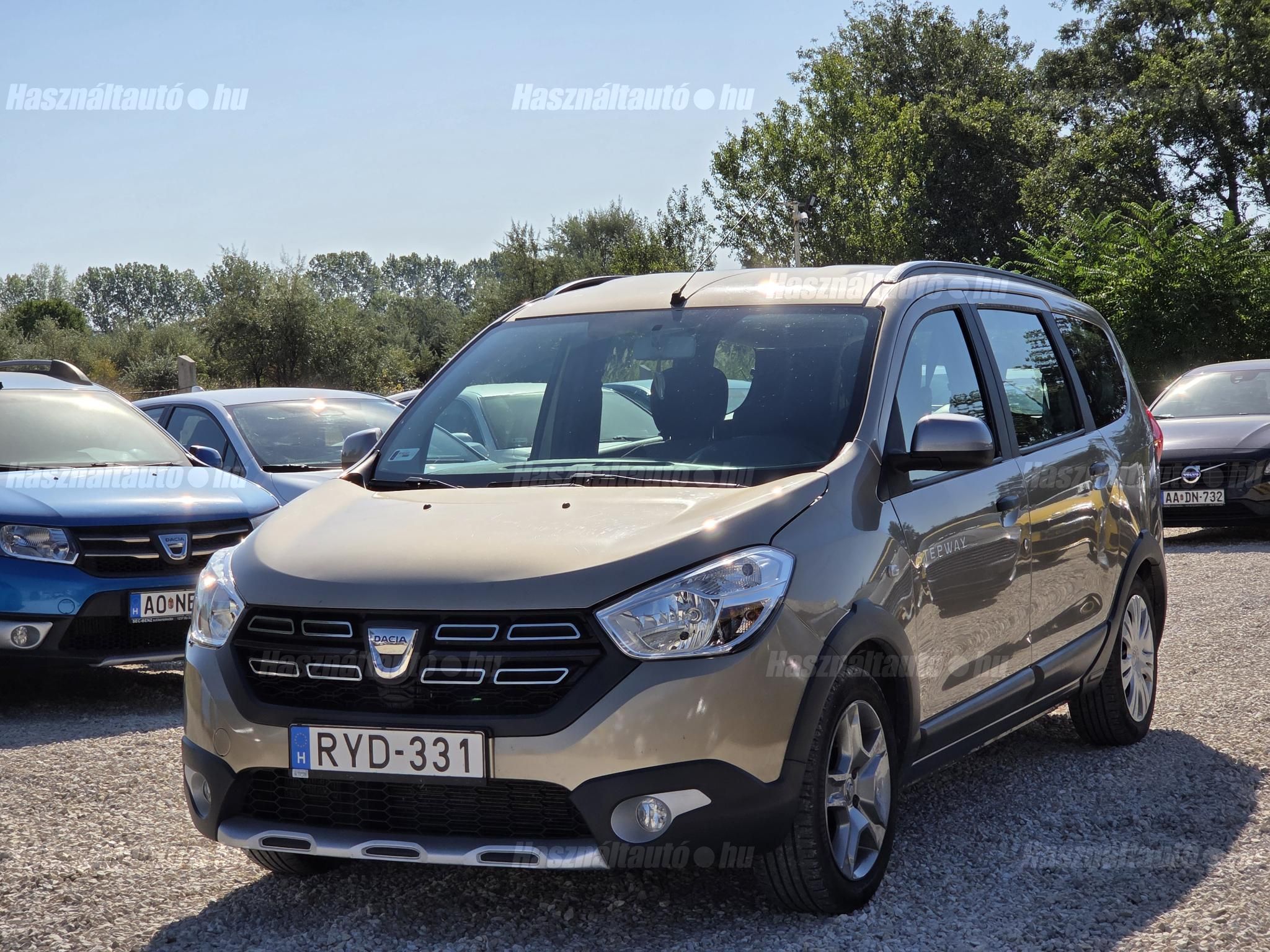 DACIA LODGY 2019/12 - 1