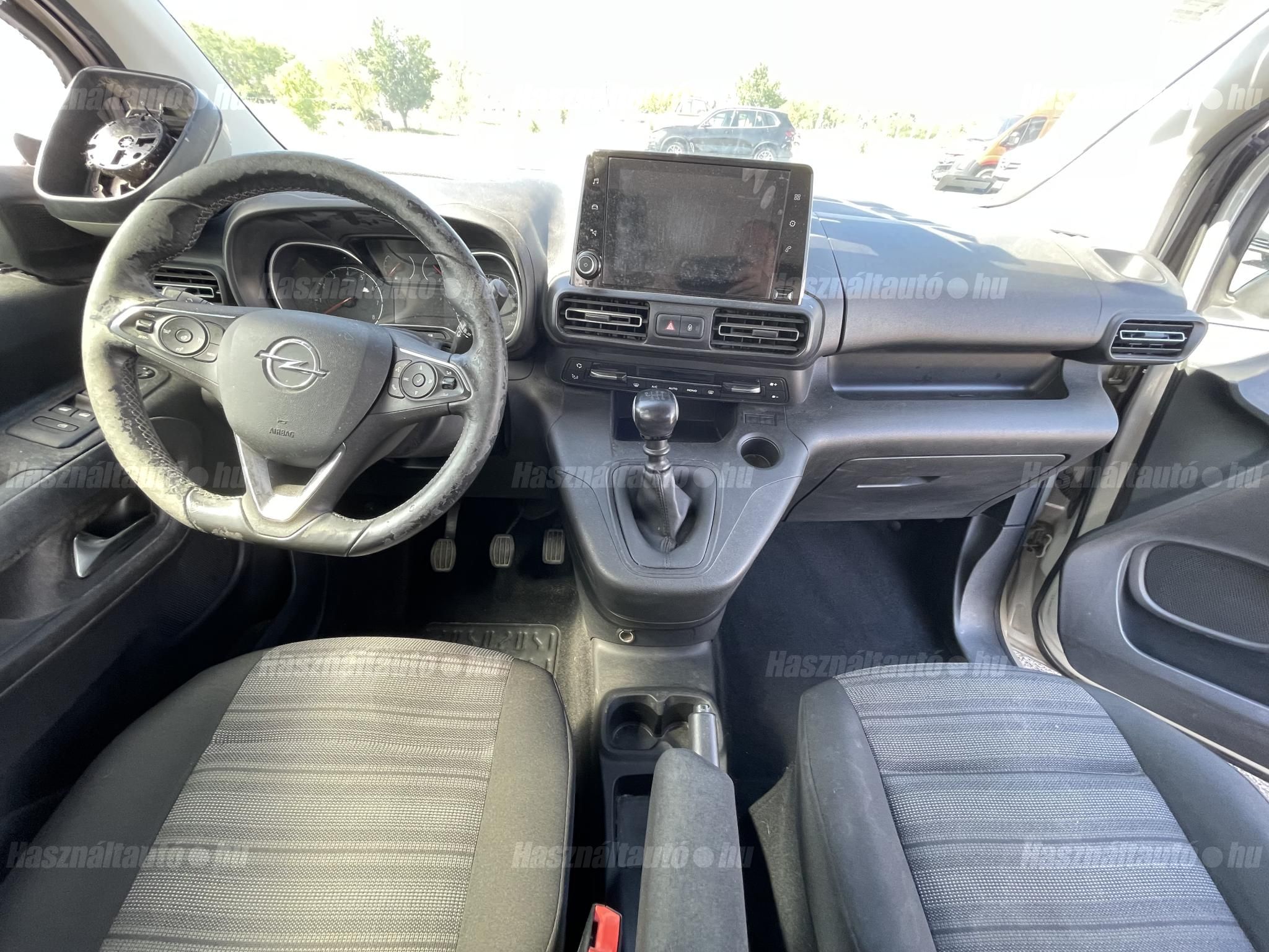 OPEL COMBO 2020/7 - 1