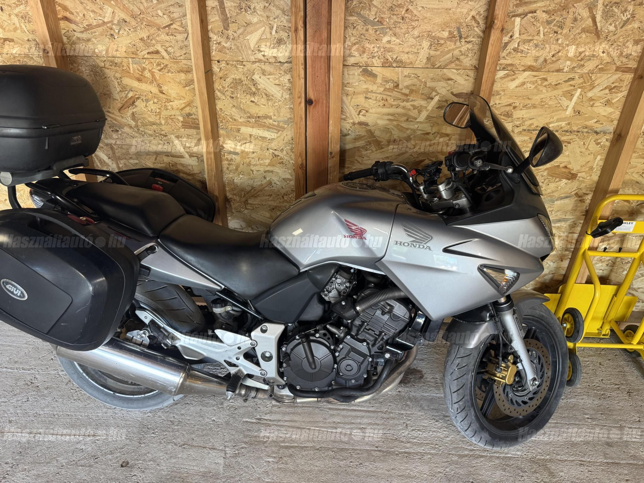 HONDA CBF 600 2007/6 - 1