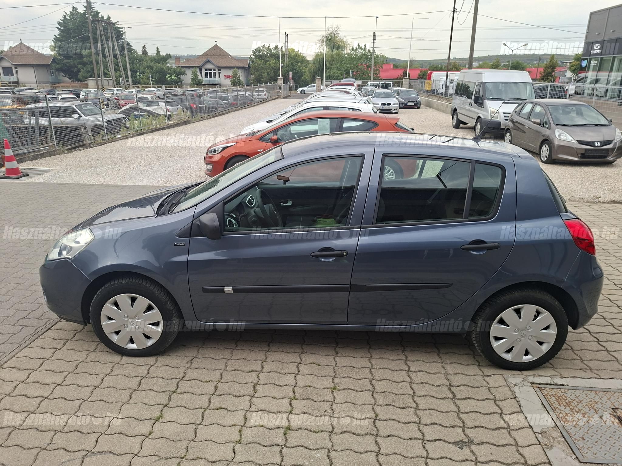 RENAULT CLIO 2011/4 - 1