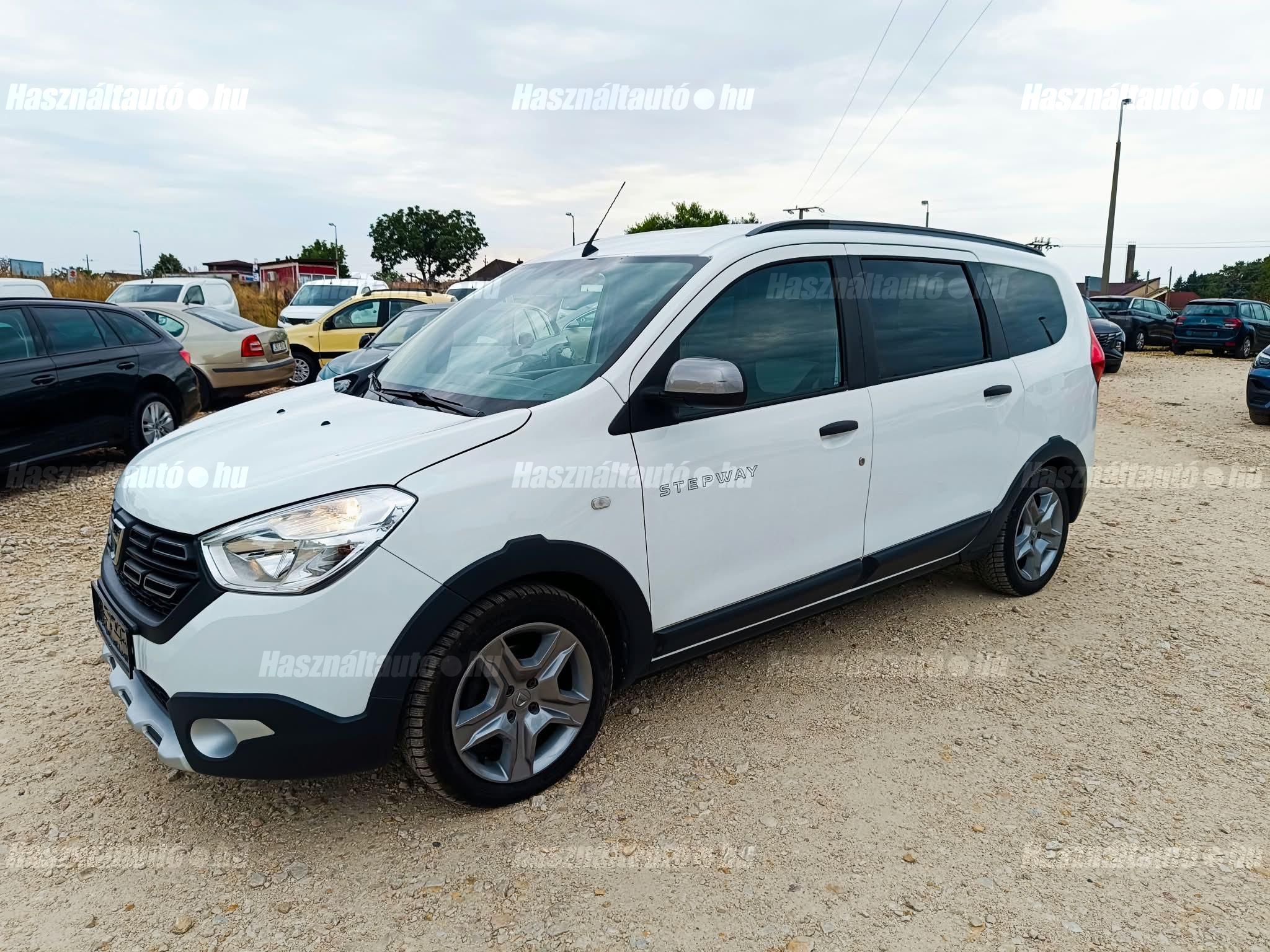 DACIA LODGY 2021/3 - 1