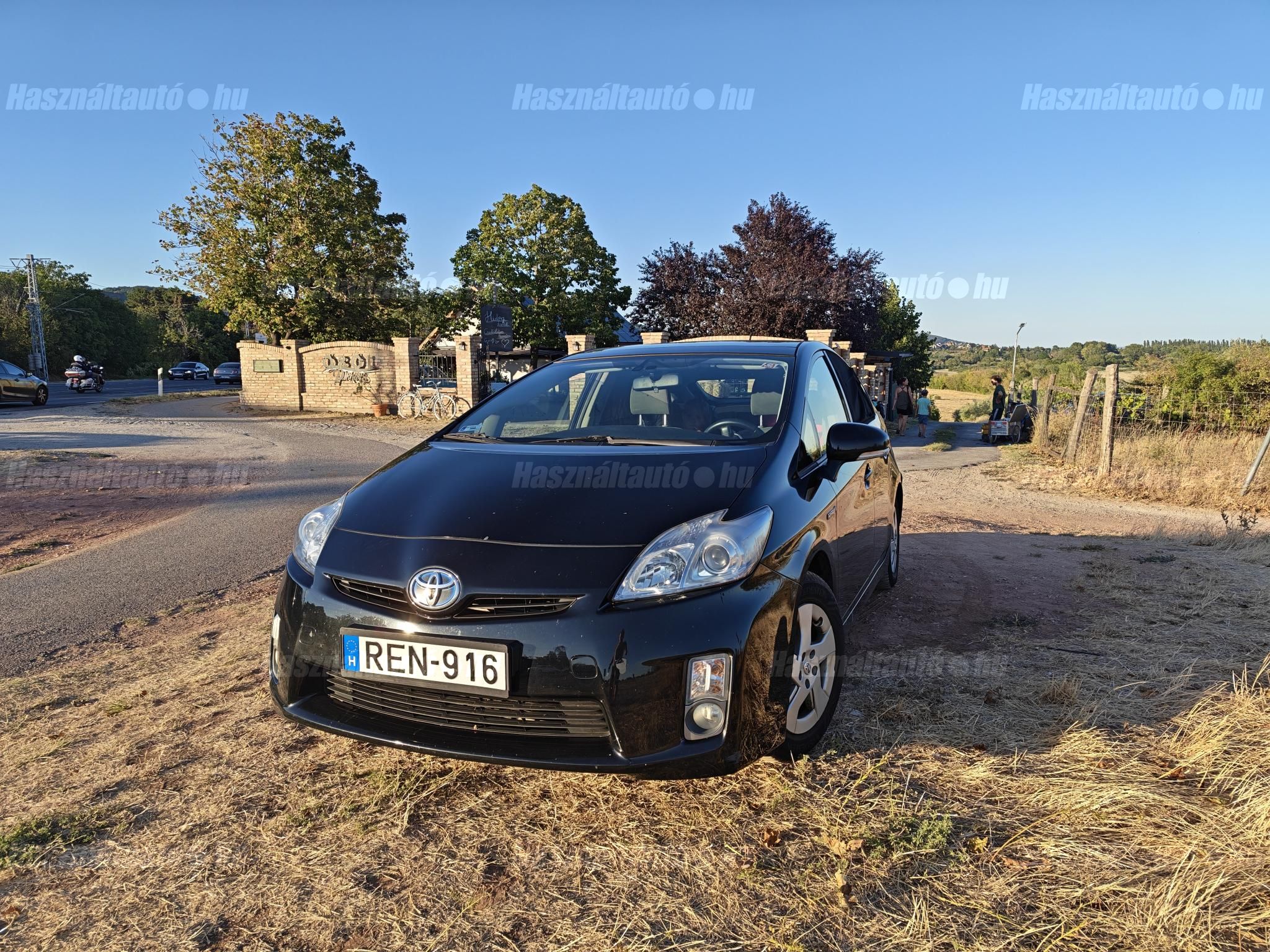 TOYOTA PRIUS 2009/10 - 1