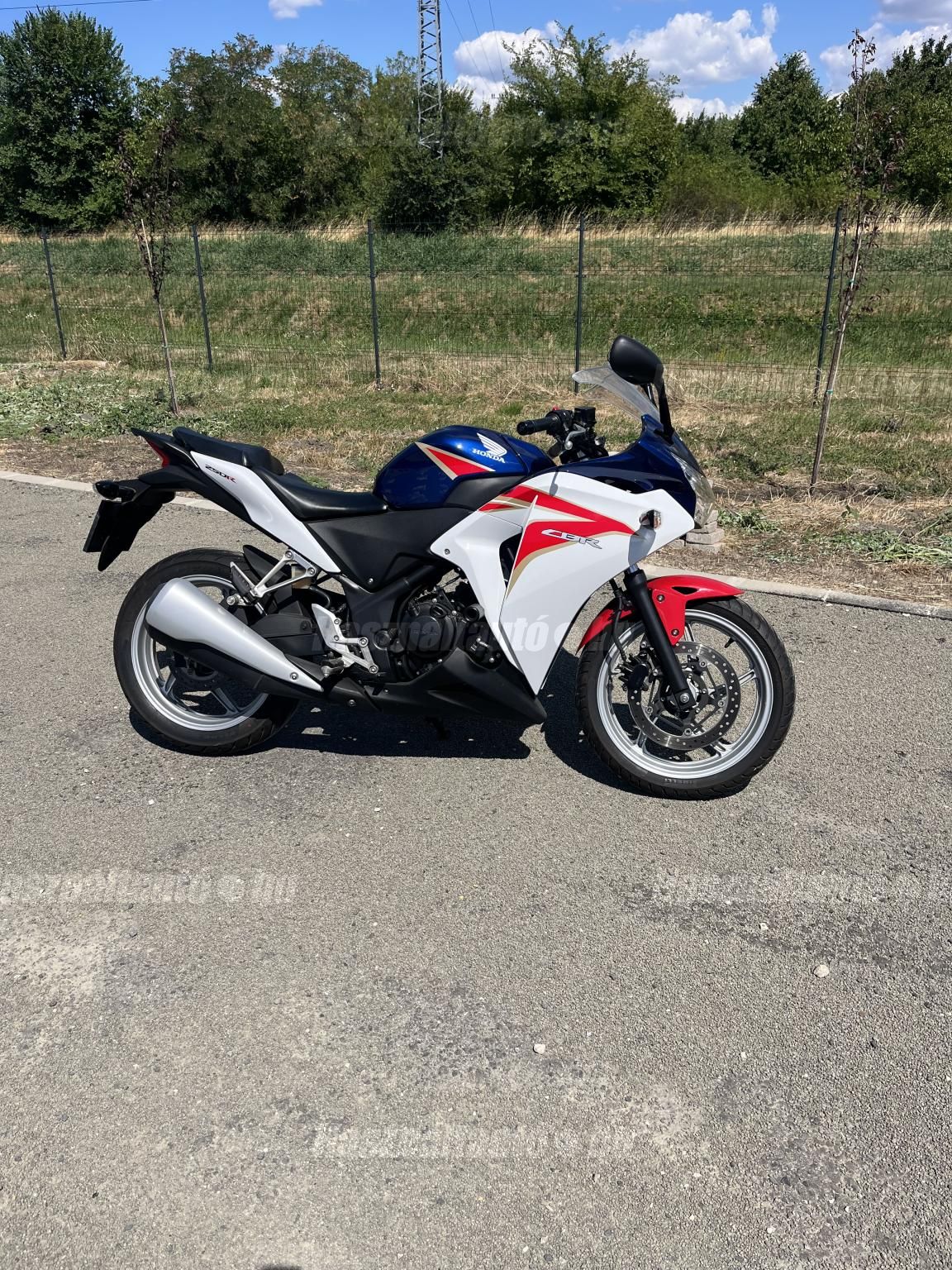HONDA CBR 250R 2014/6 - 1