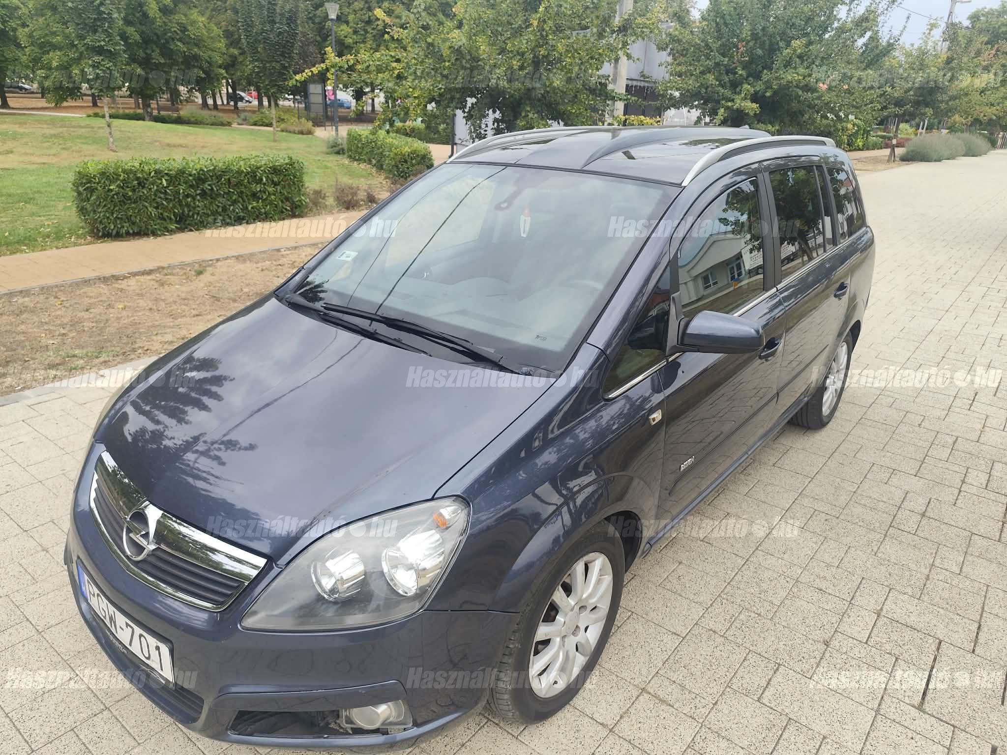 OPEL ZAFIRA B 2006 - 1