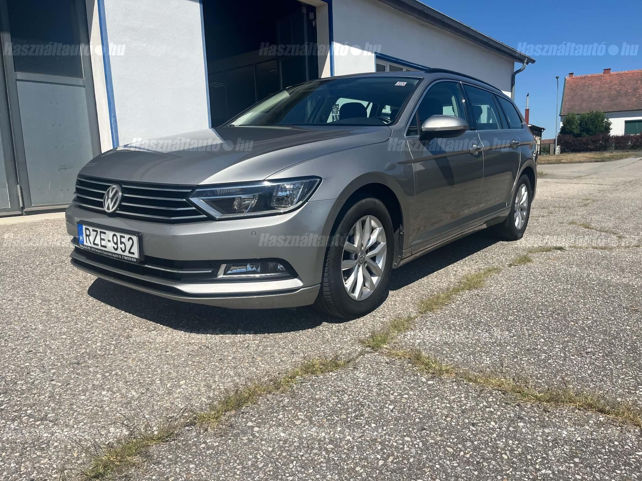 VOLKSWAGEN PASSAT VIII 2015/11 - 1