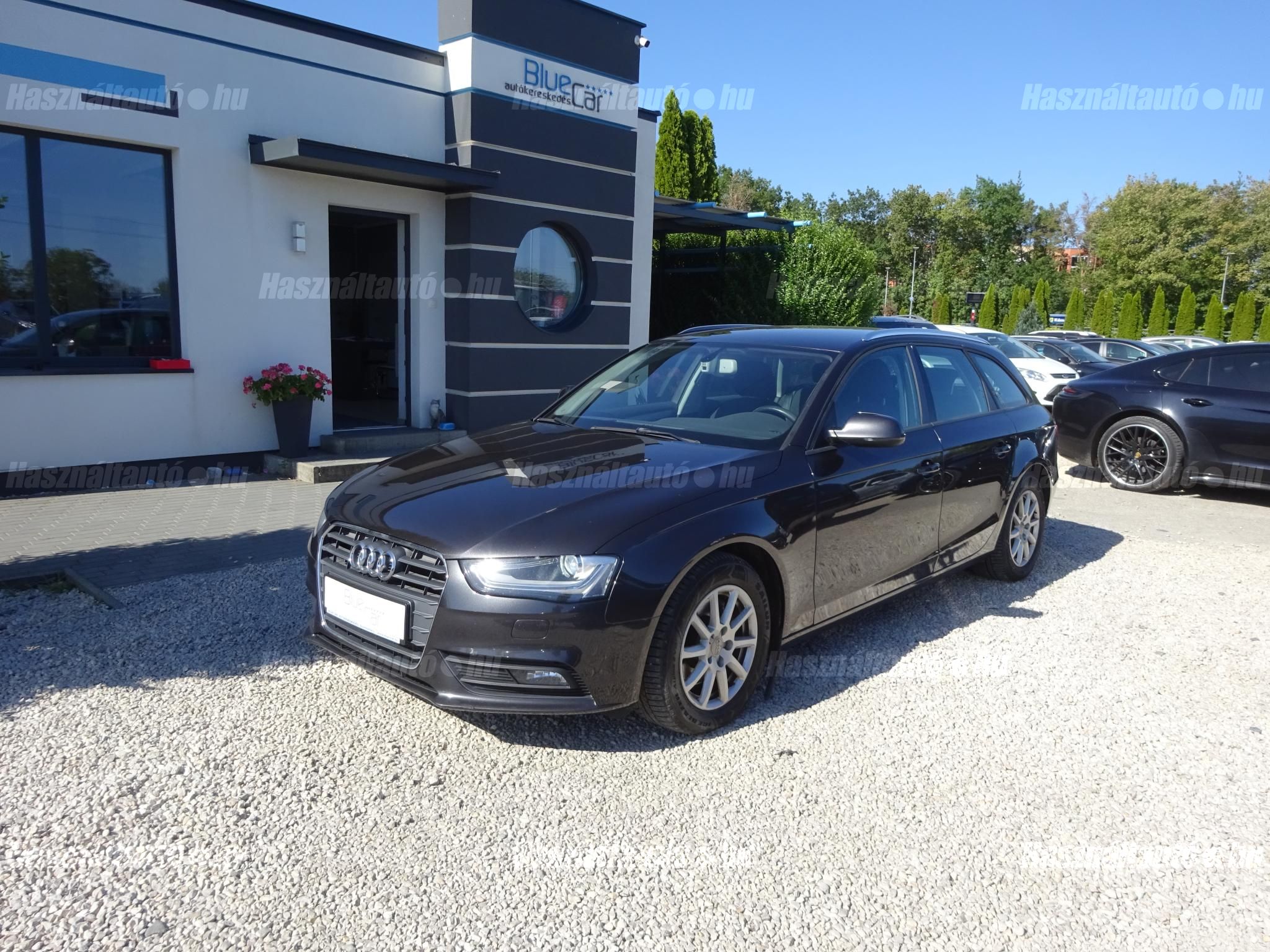 AUDI A4 2013/6 - 1