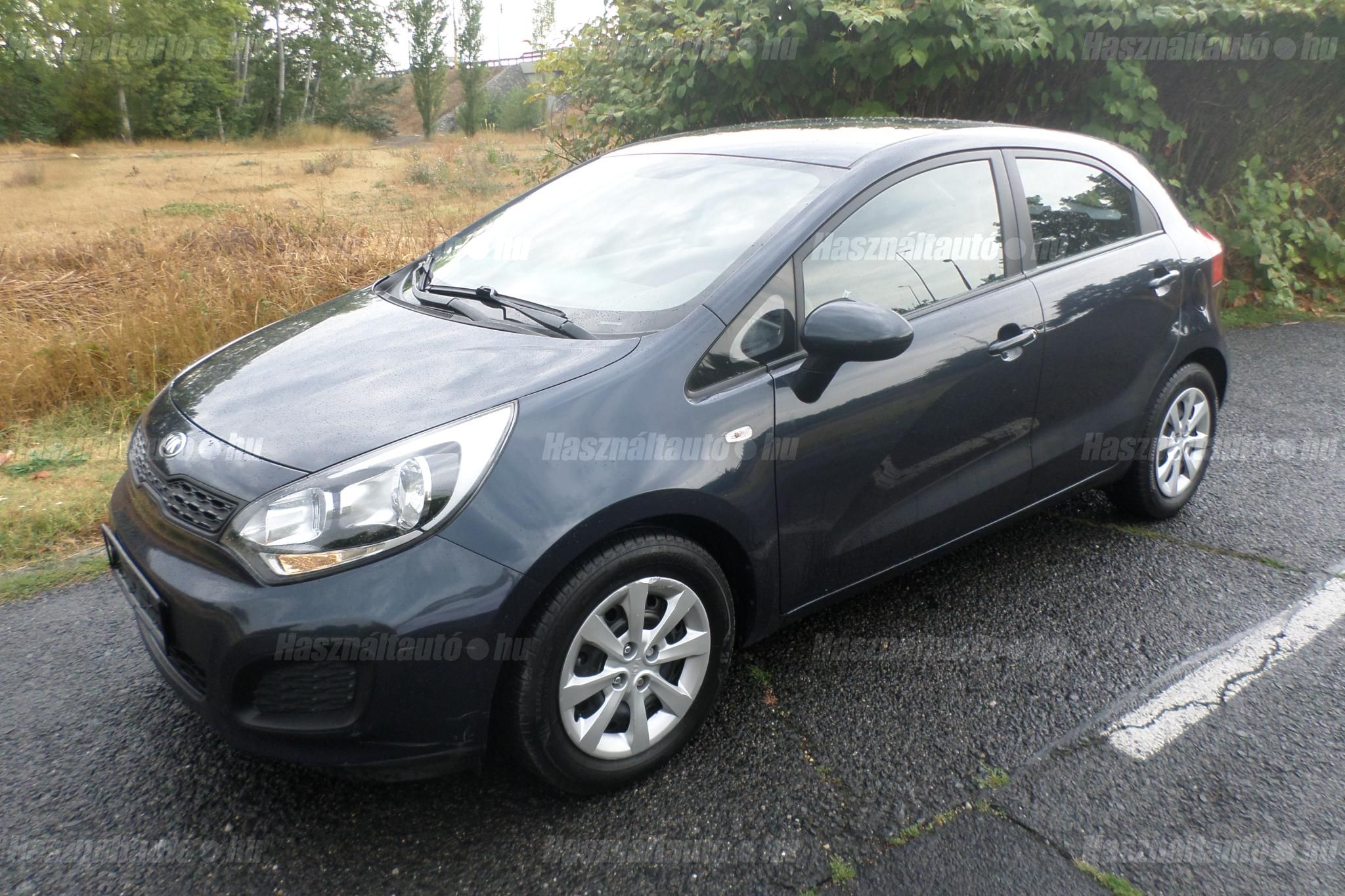 KIA RIO 2014/7 - 1