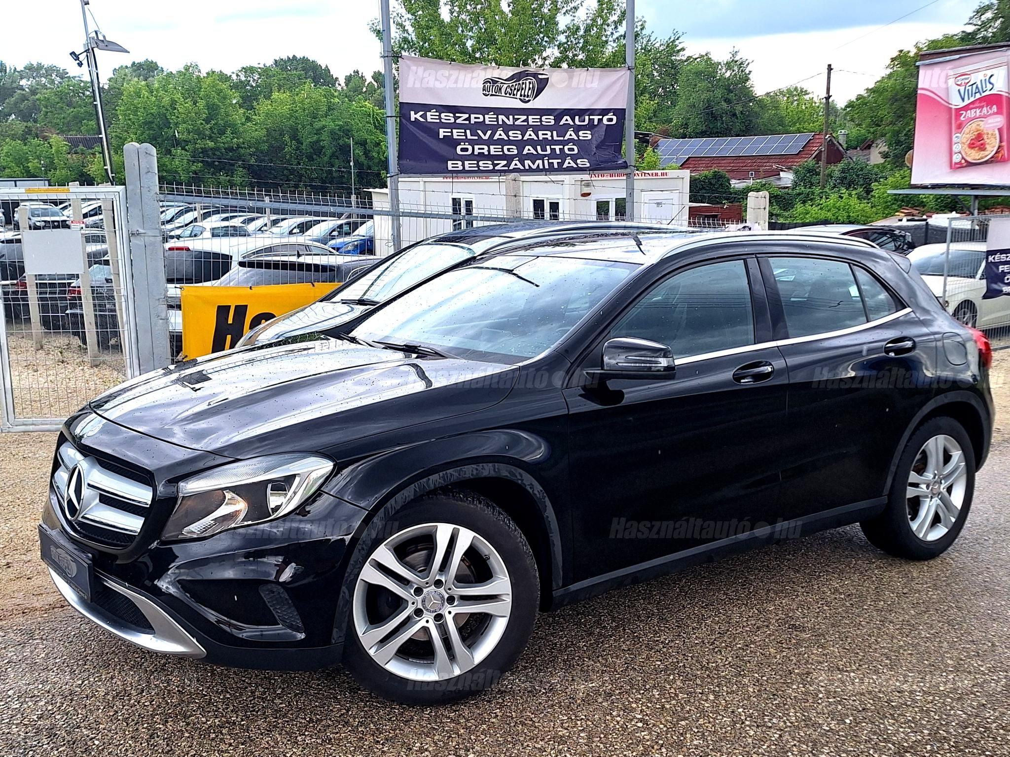 MERCEDES-BENZ GLA 200 2015/6 - 1