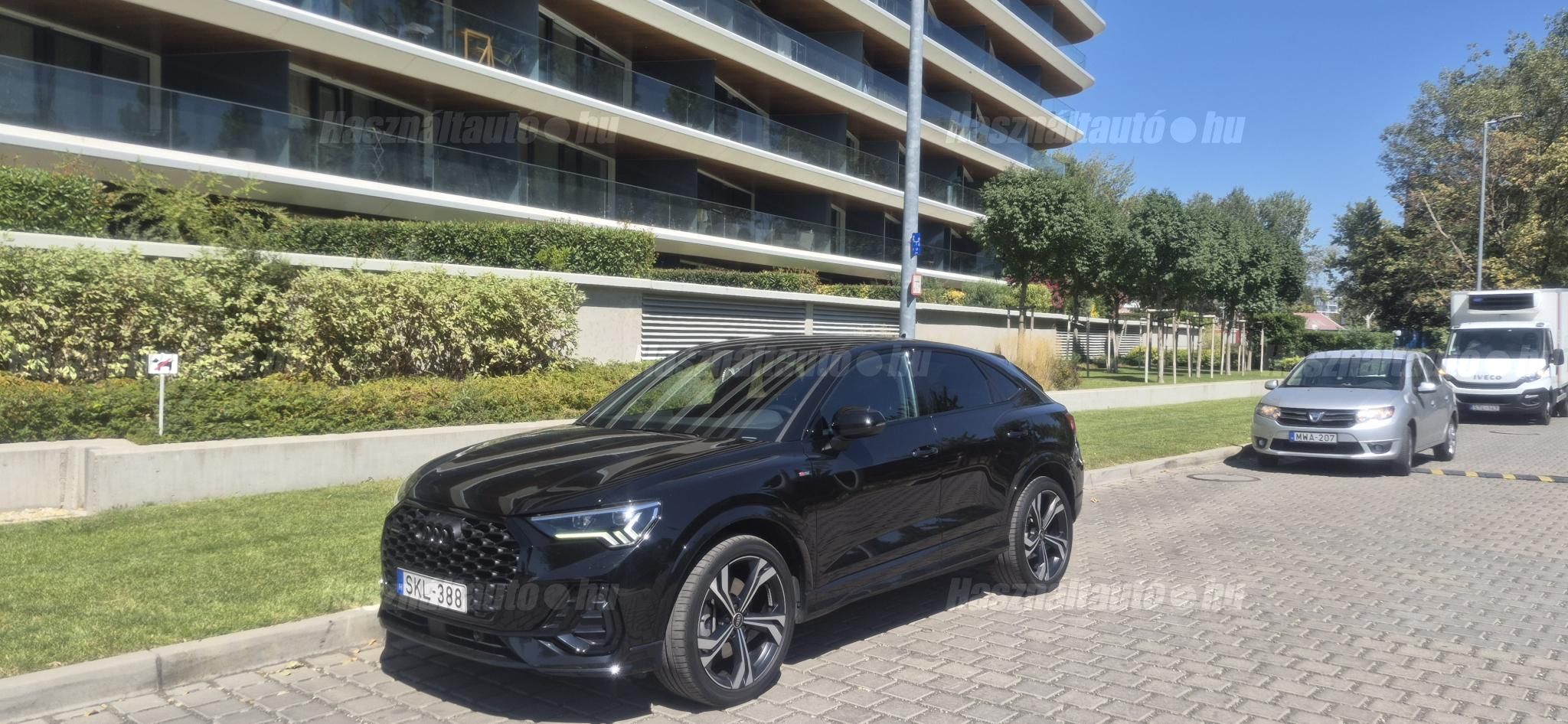 AUDI Q3 2020/12 - 1