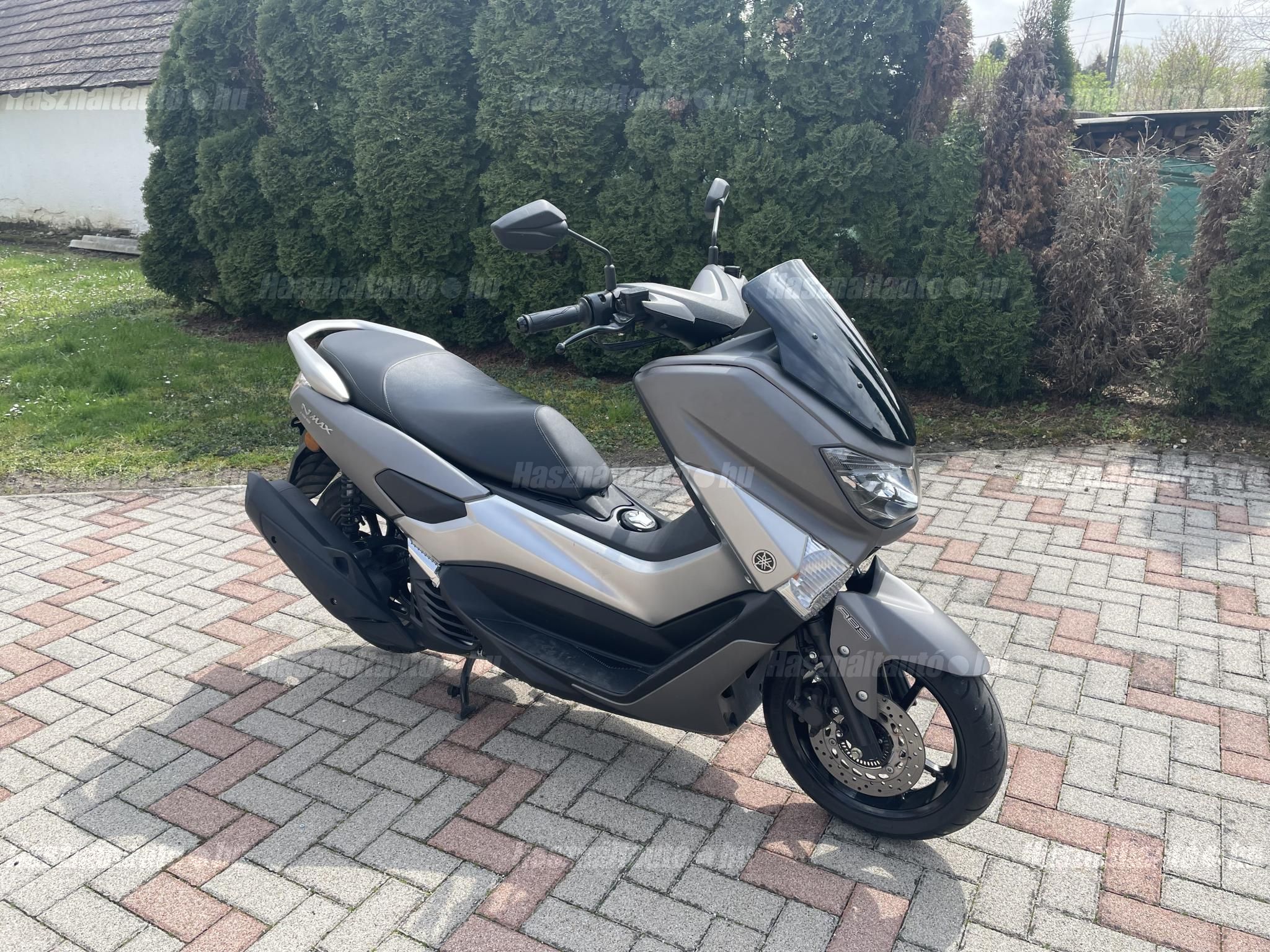 YAMAHA NMAX 2018/7 - 1
