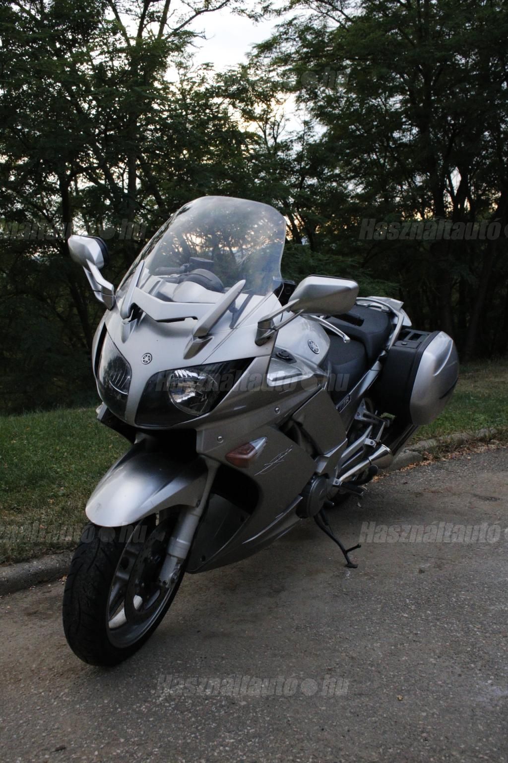 YAMAHA FJR 1300 2011/6 - 1