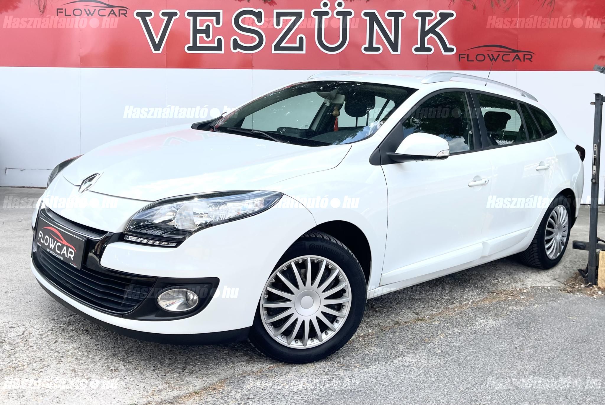 RENAULT MEGANE 2013/9 - 1