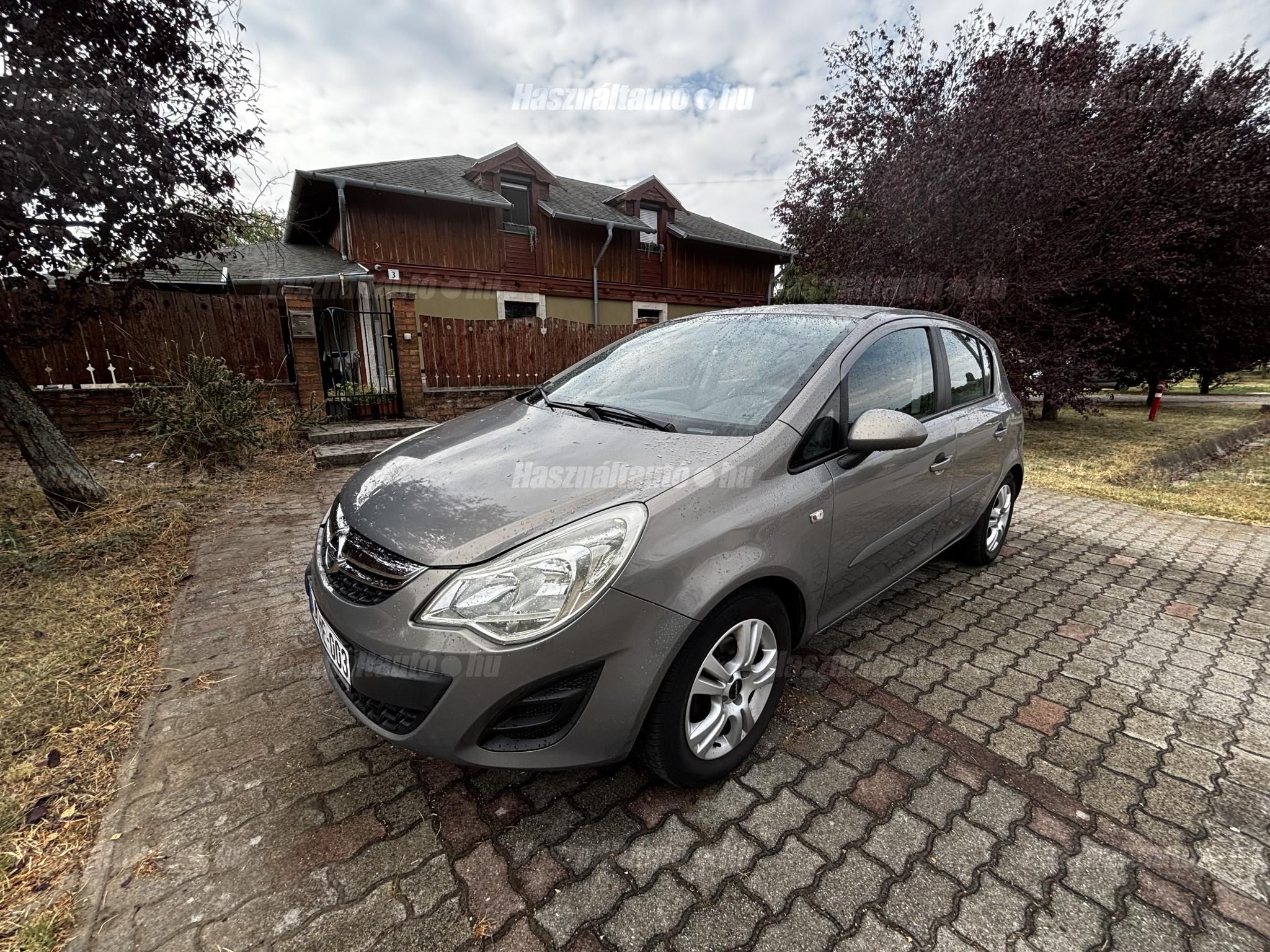 OPEL CORSA 2011/9 - 1