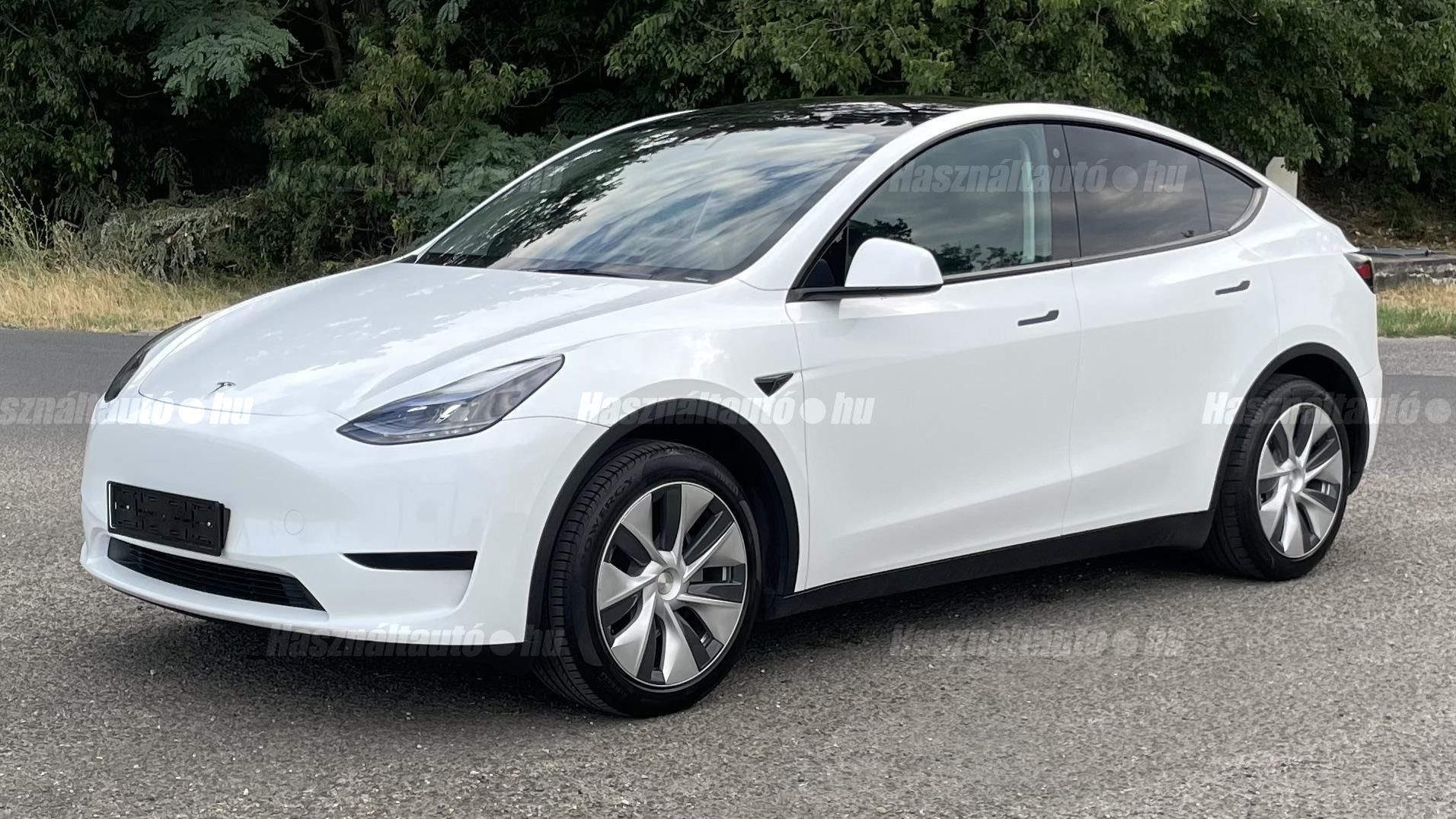 TESLA MODEL Y 2023/1 - 1