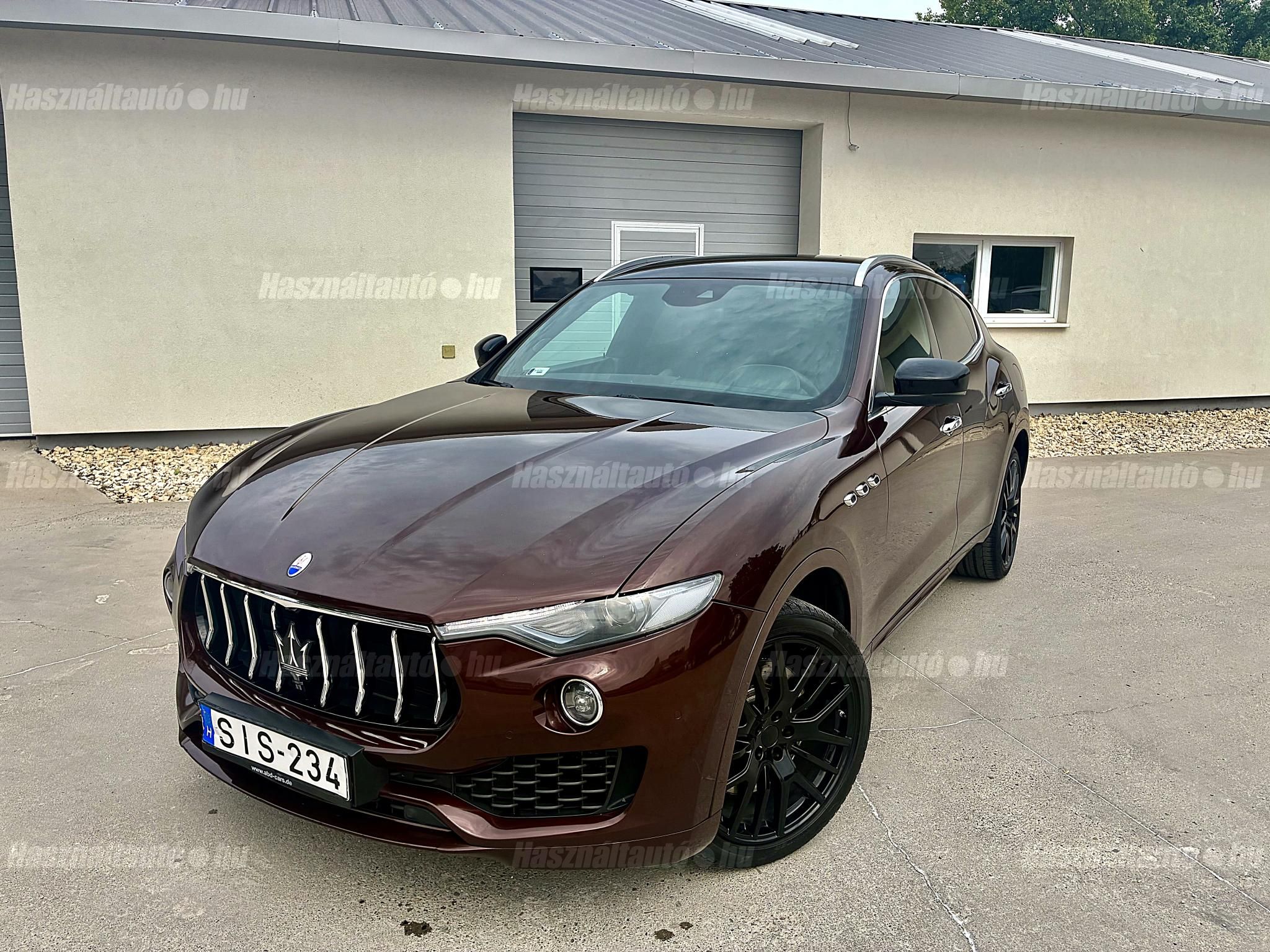 MASERATI LEVANTE 2016/11 - 1