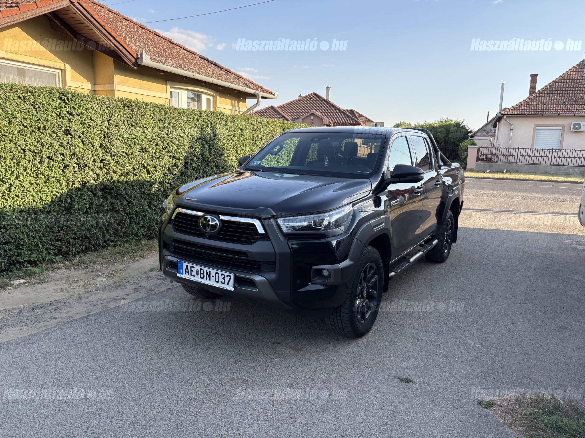 TOYOTA HILUX 2023/7 - 1