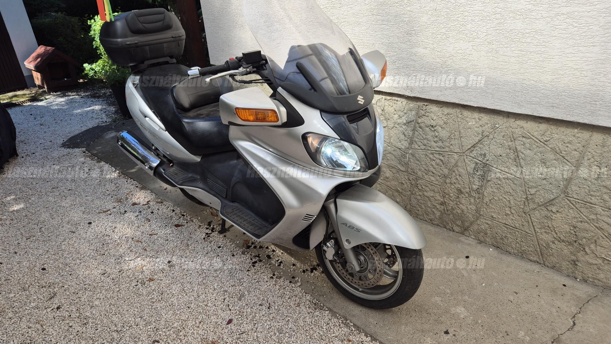 SUZUKI AN 650 BURGMAN 2004/7 - 1