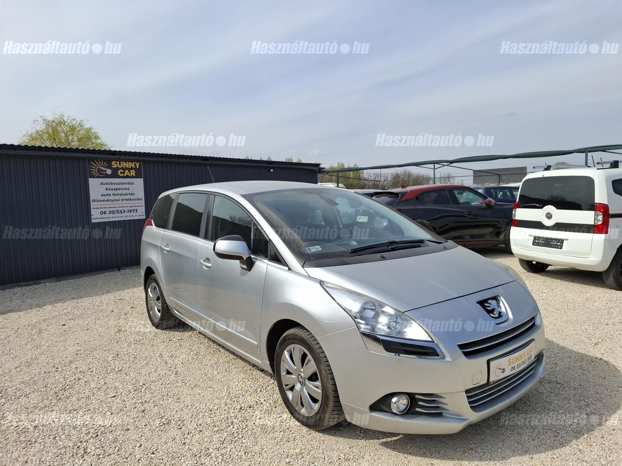 PEUGEOT 5008 2010 - 1