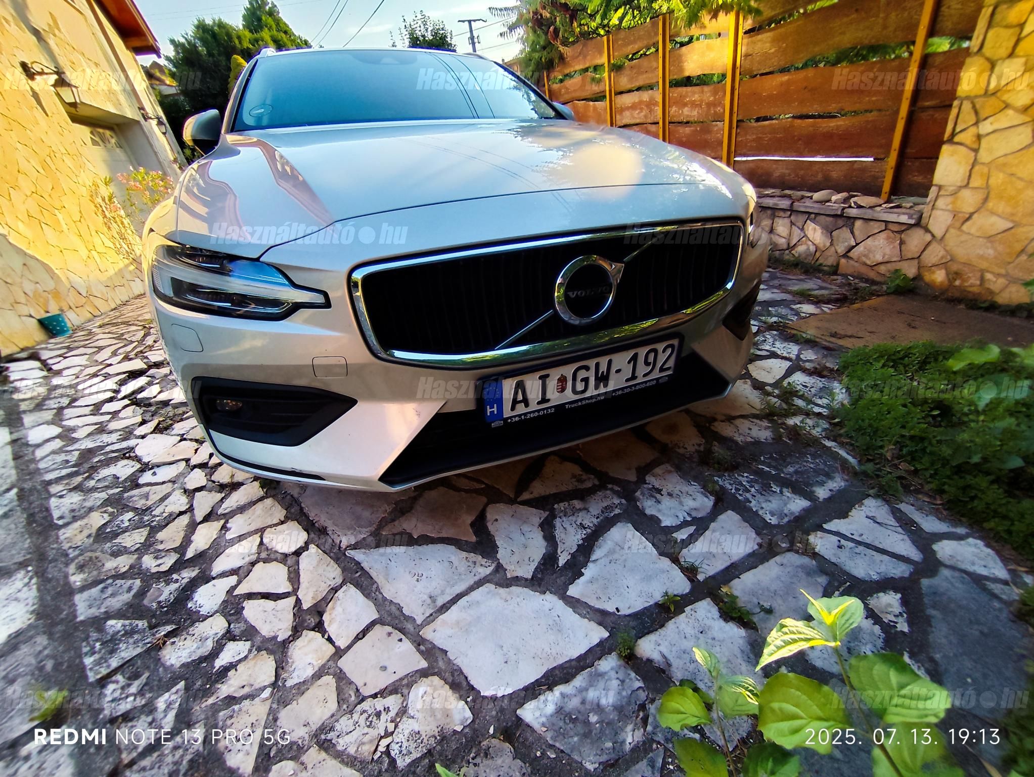 VOLVO V60 2020/4 - 1