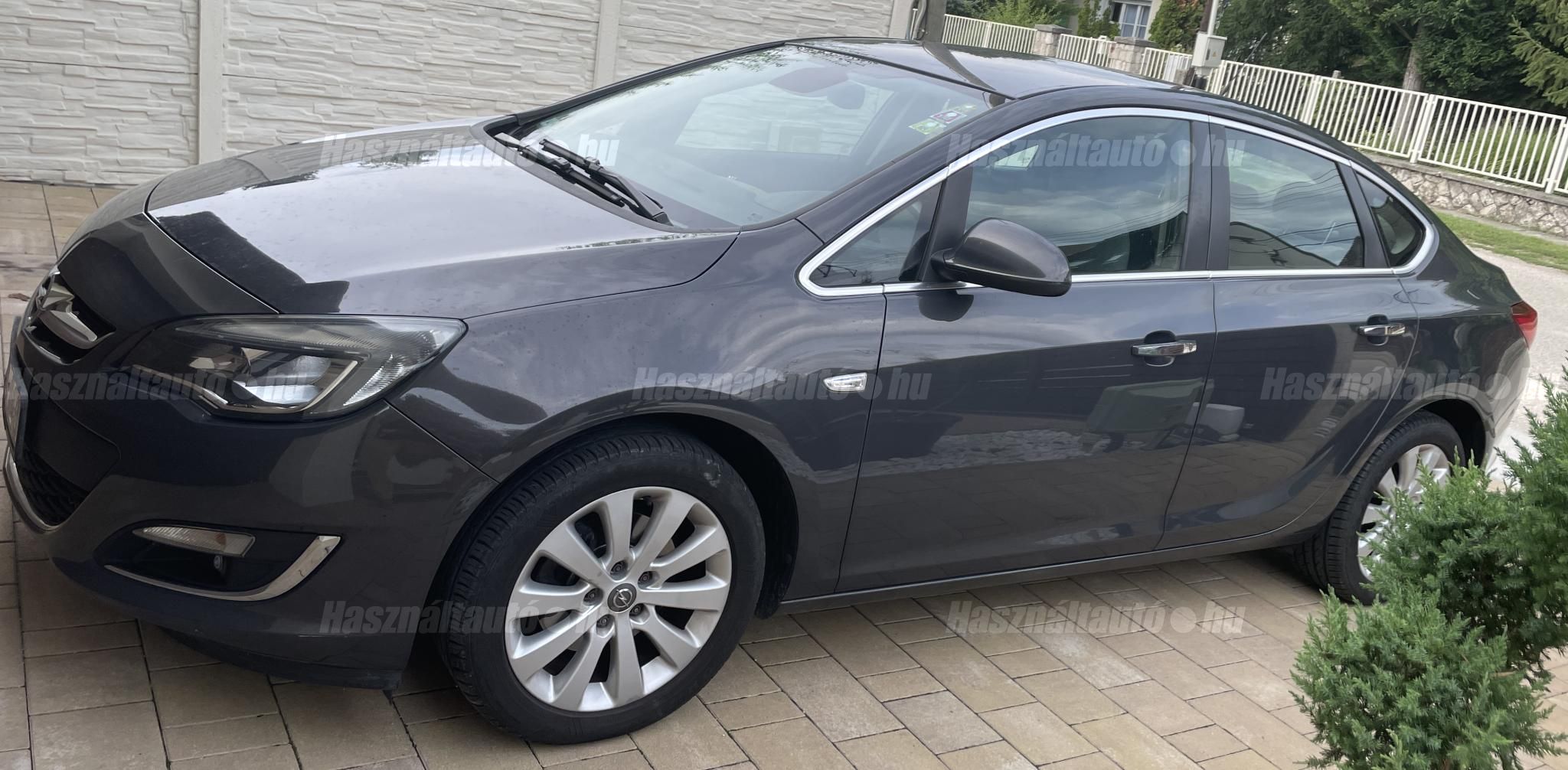 OPEL ASTRA J 2013 - 1