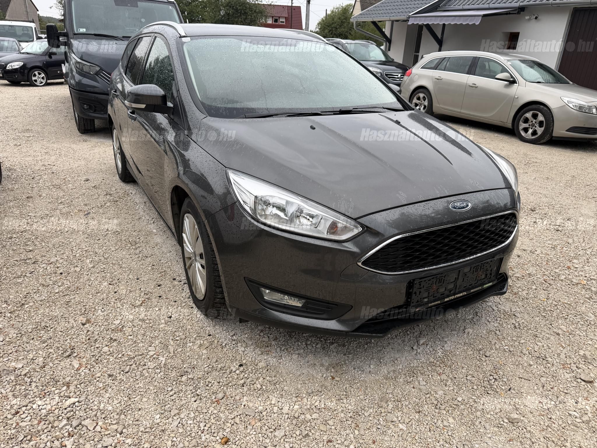 FORD FOCUS 2016/9 - 1