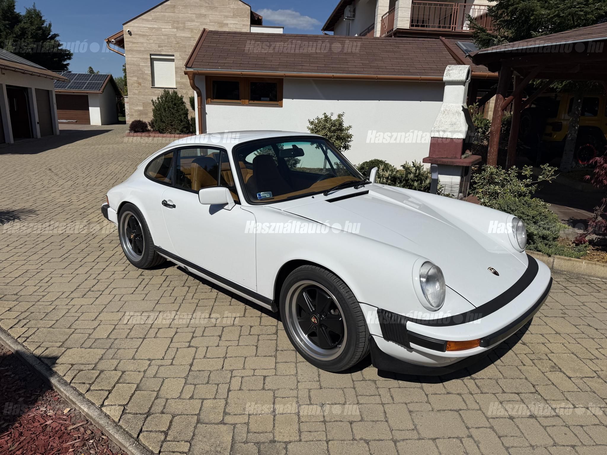PORSCHE 911 1977 - 1