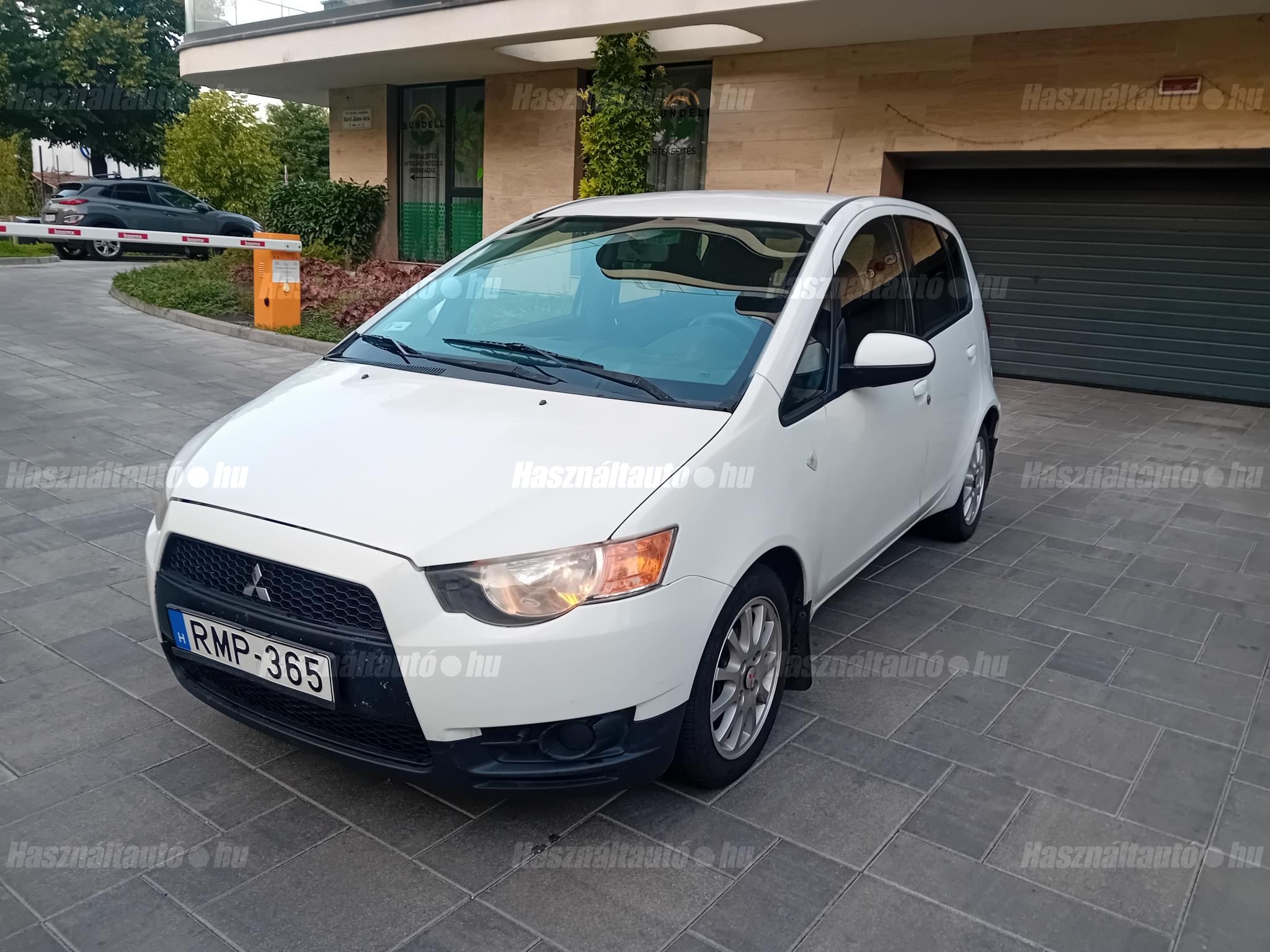 MITSUBISHI COLT 2010/10 - 1