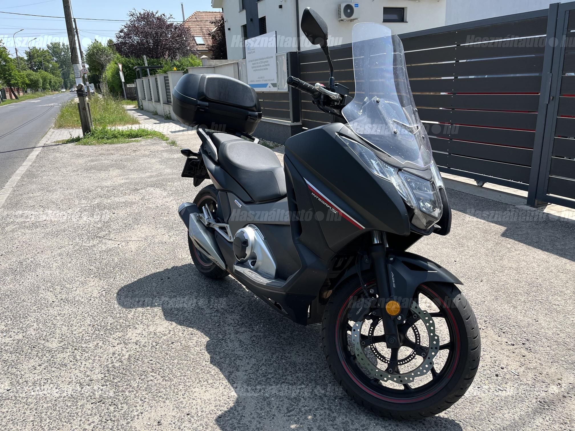 HONDA NC 750 D 2019/5 - 1