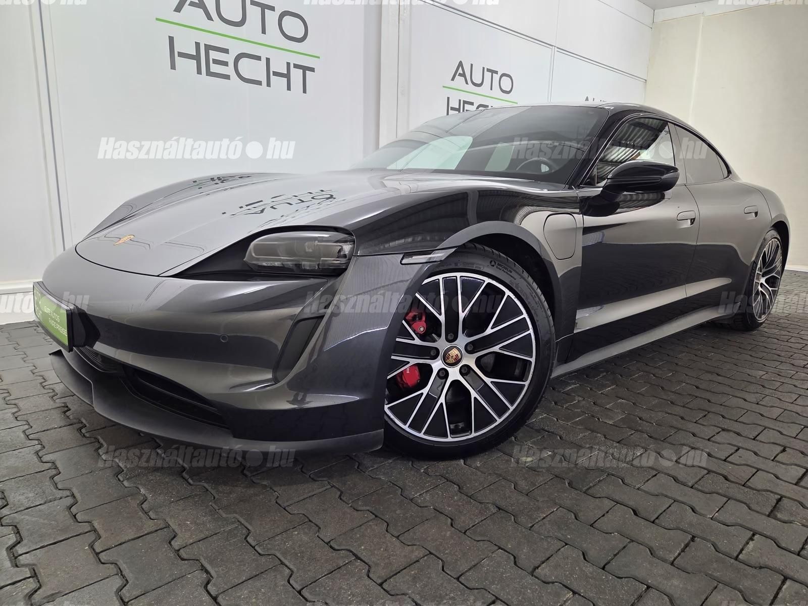 PORSCHE TAYCAN 2021/1 - 1