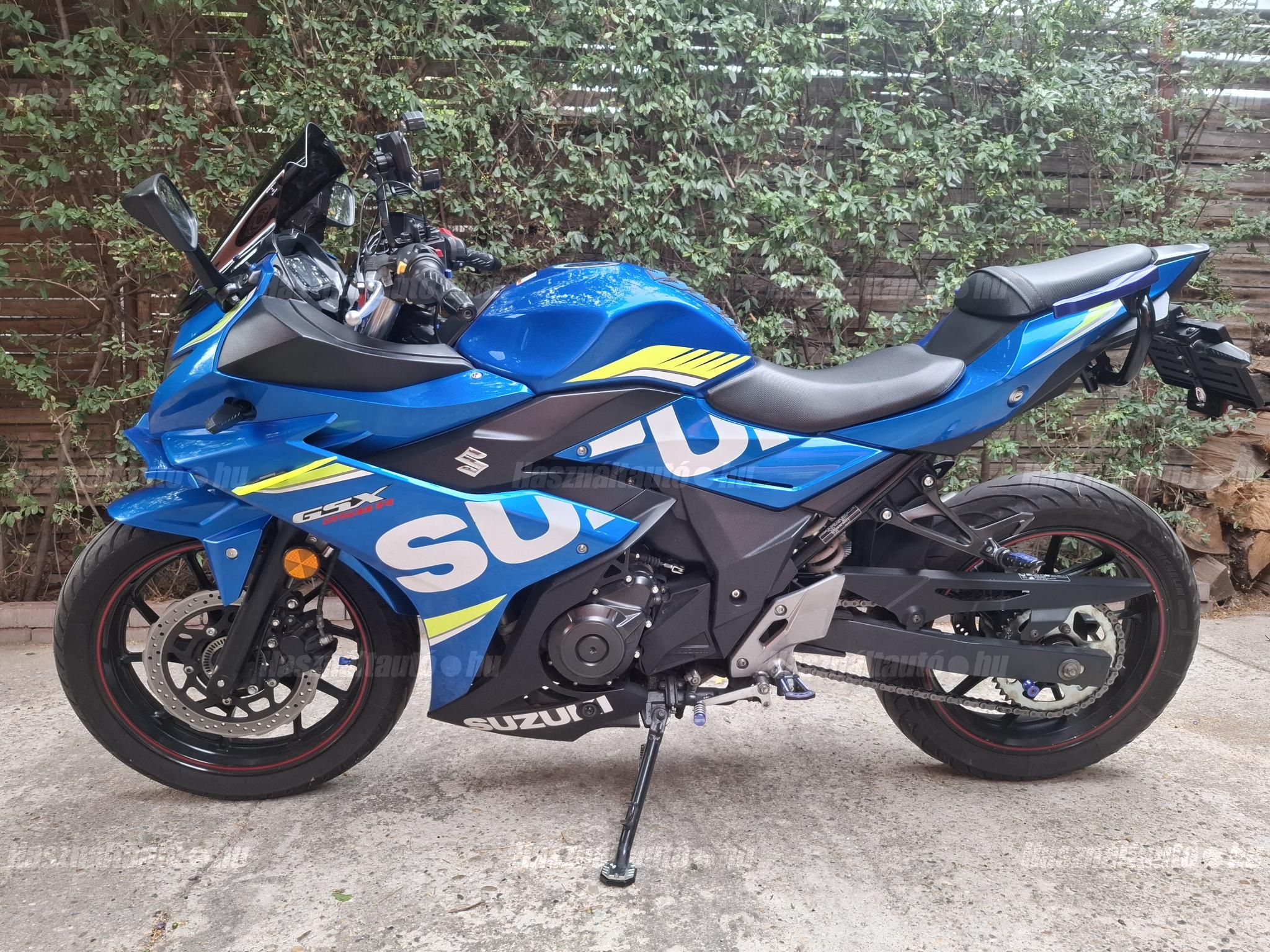 SUZUKI GSX 250 R 2017 - 1