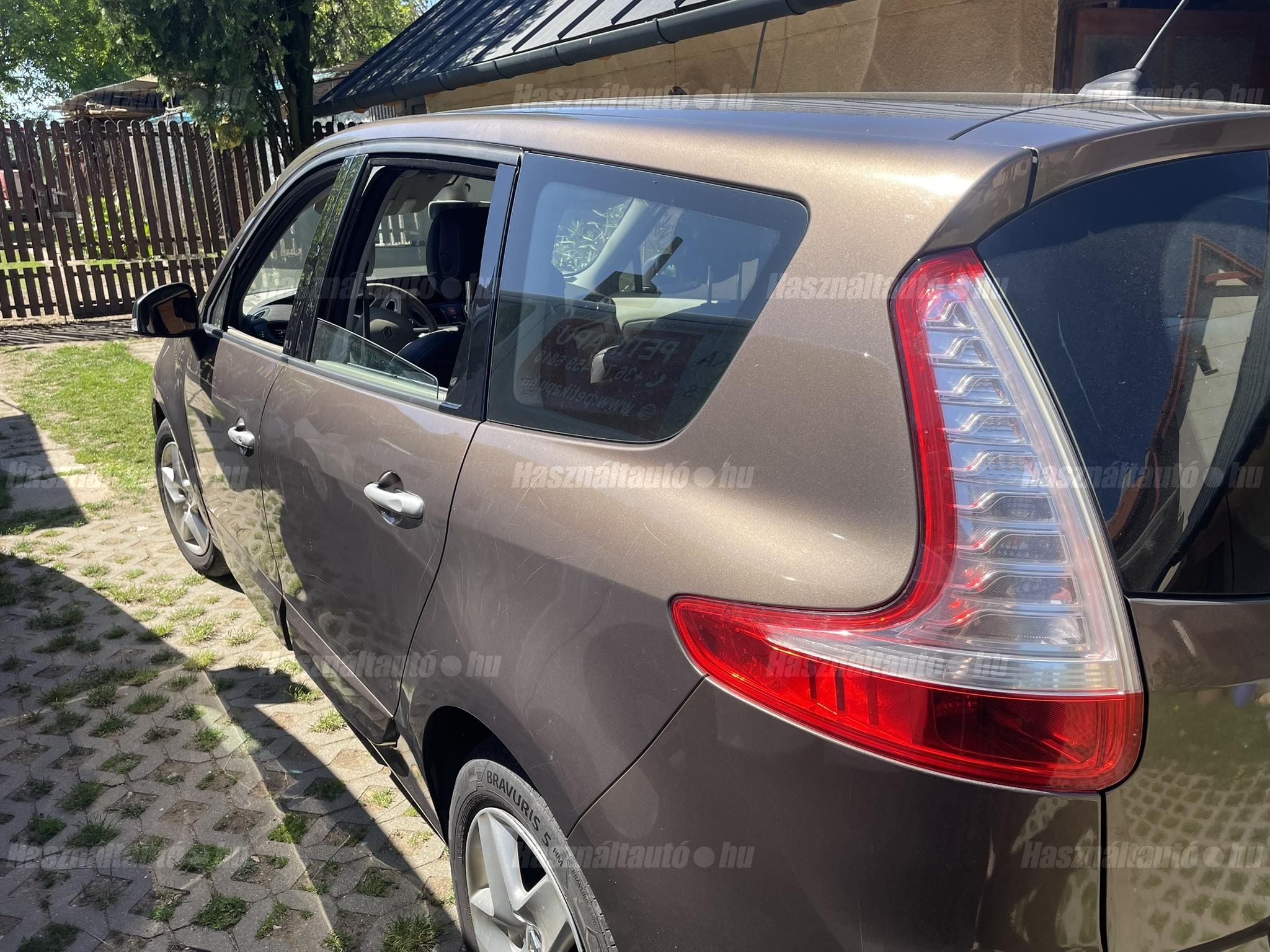 RENAULT GRAND SCENIC 2011/11 - 1