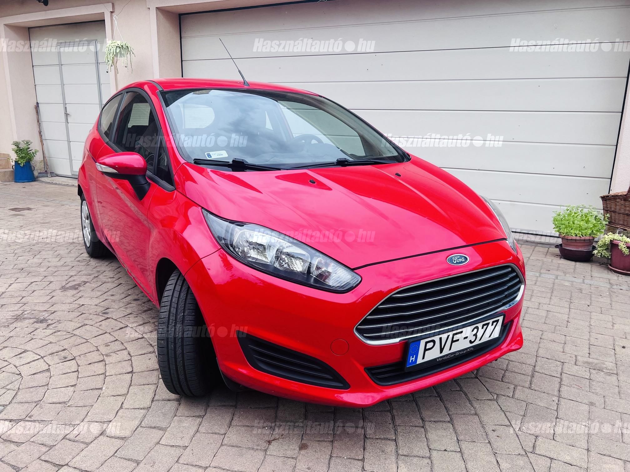 FORD FIESTA 2015/12 - 1