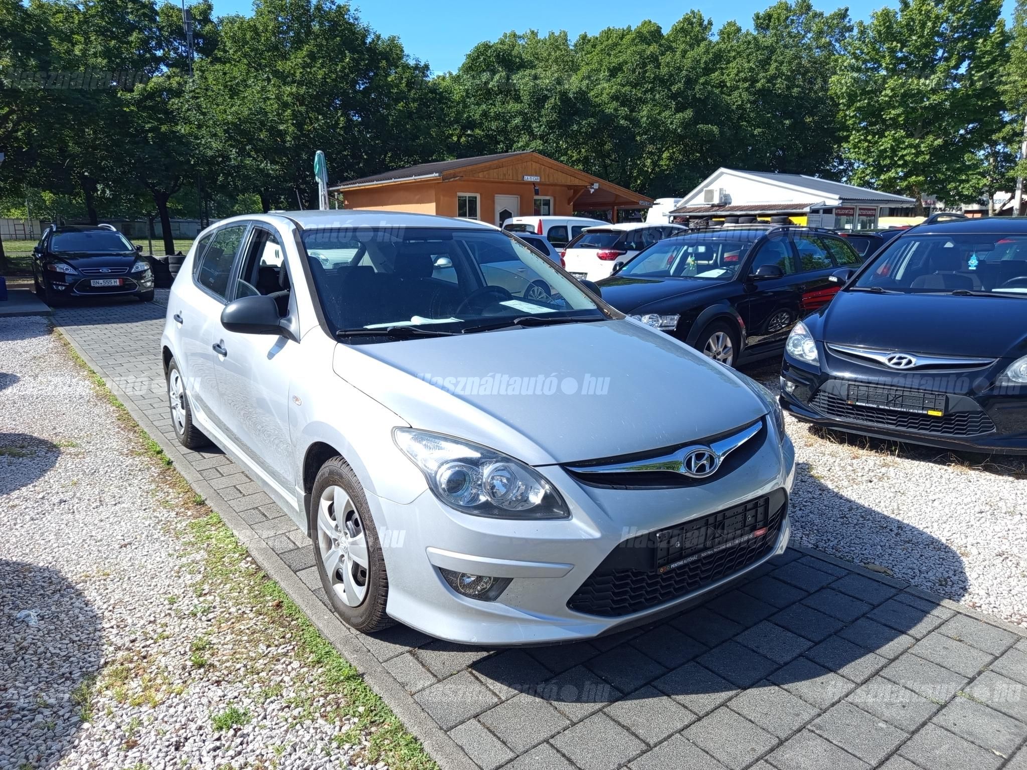 HYUNDAI I30 2011/7 - 1