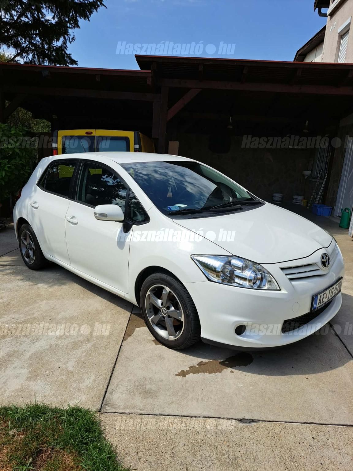 TOYOTA AURIS 2012/12 - 1