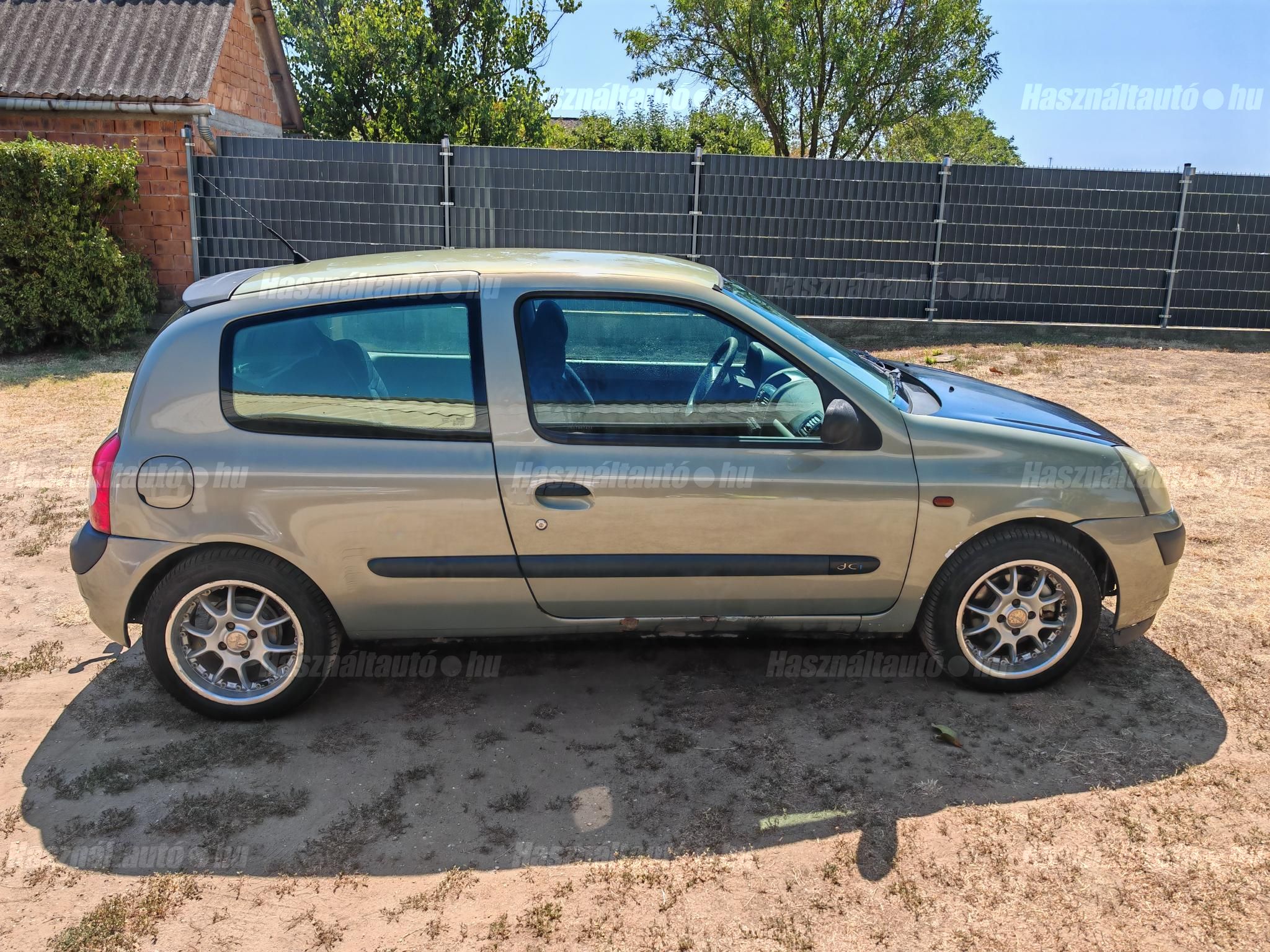 RENAULT CLIO 2002/12 - 1
