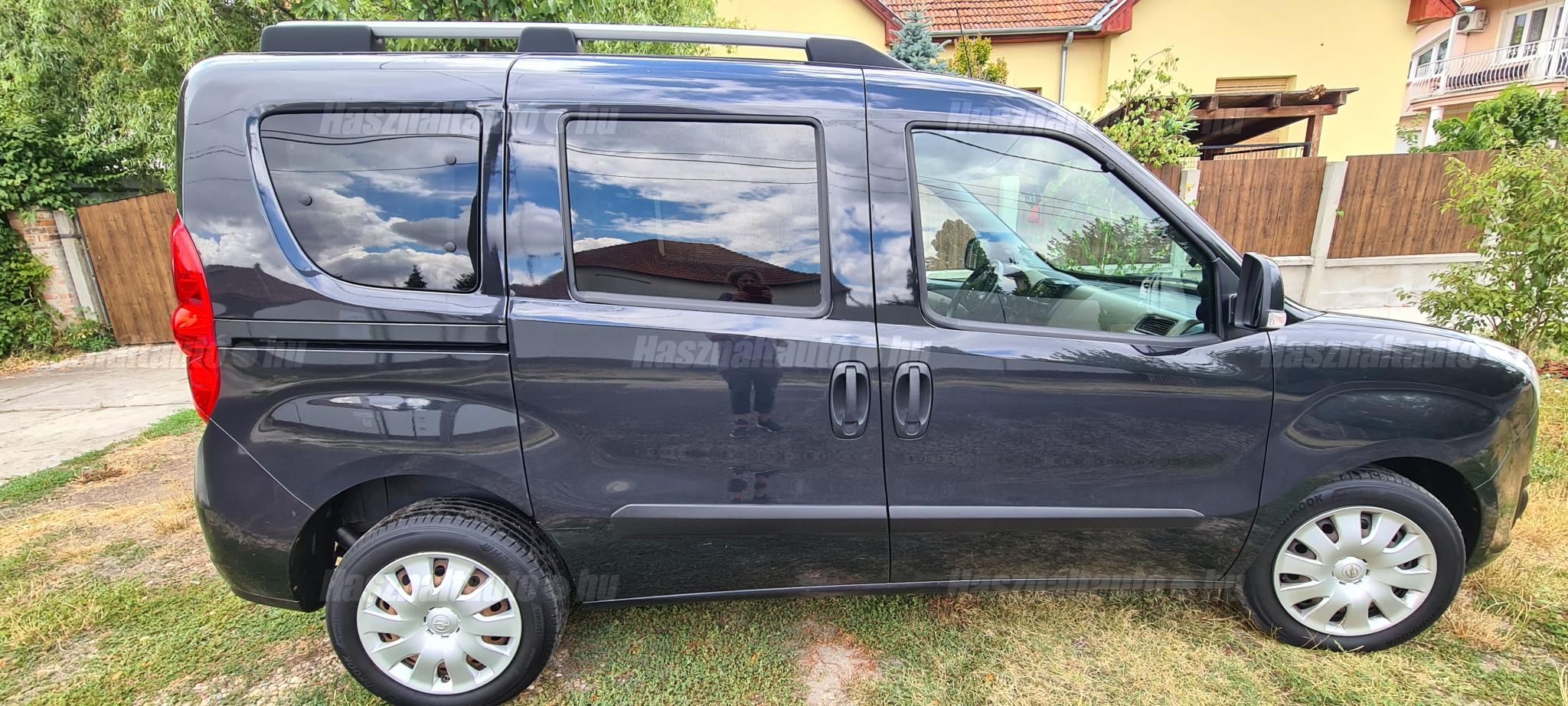 OPEL COMBO 2015/6 - 1