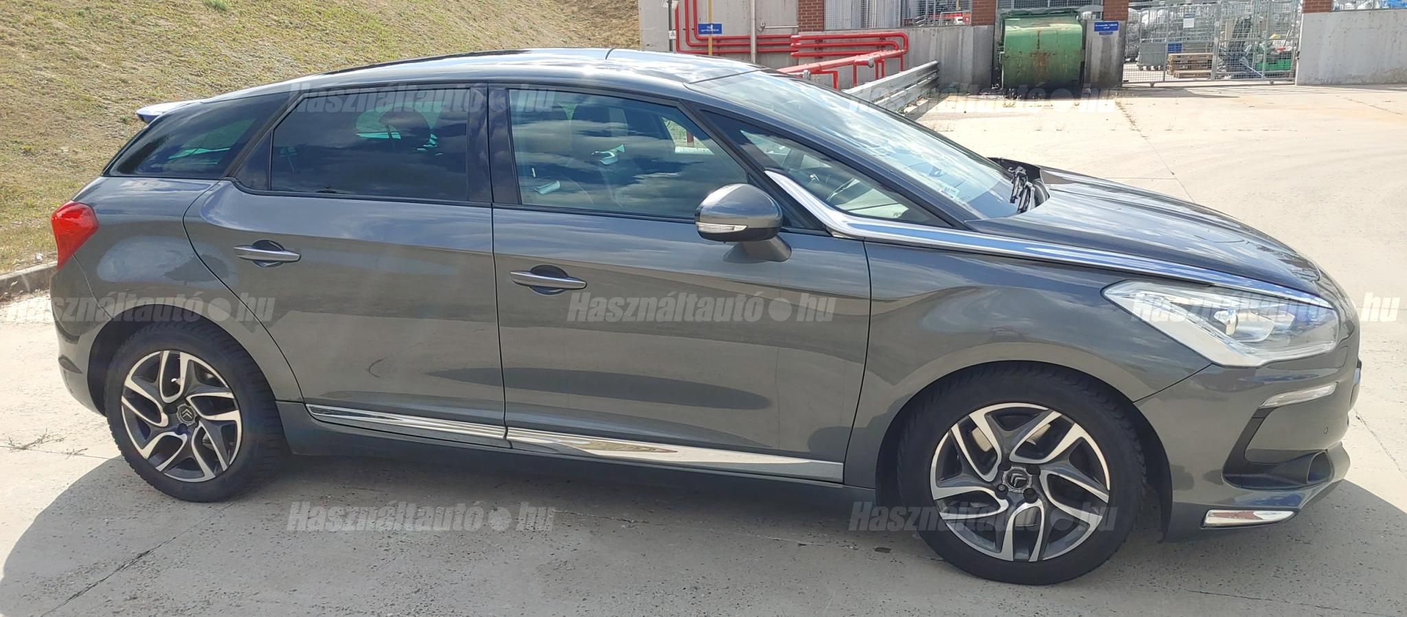 CITROEN DS5 2012/3 - 1