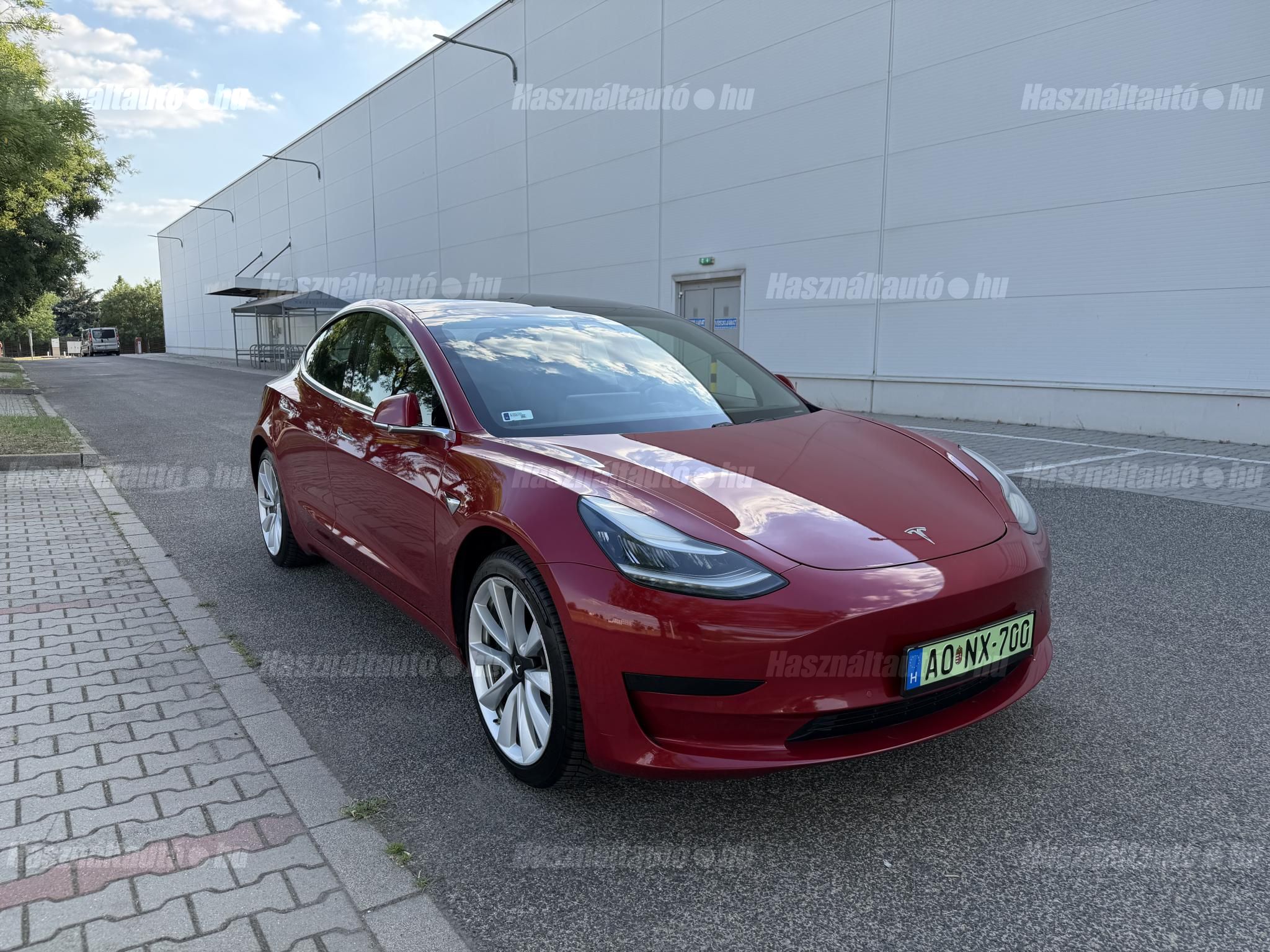 TESLA MODEL 3 2019/9 - 1