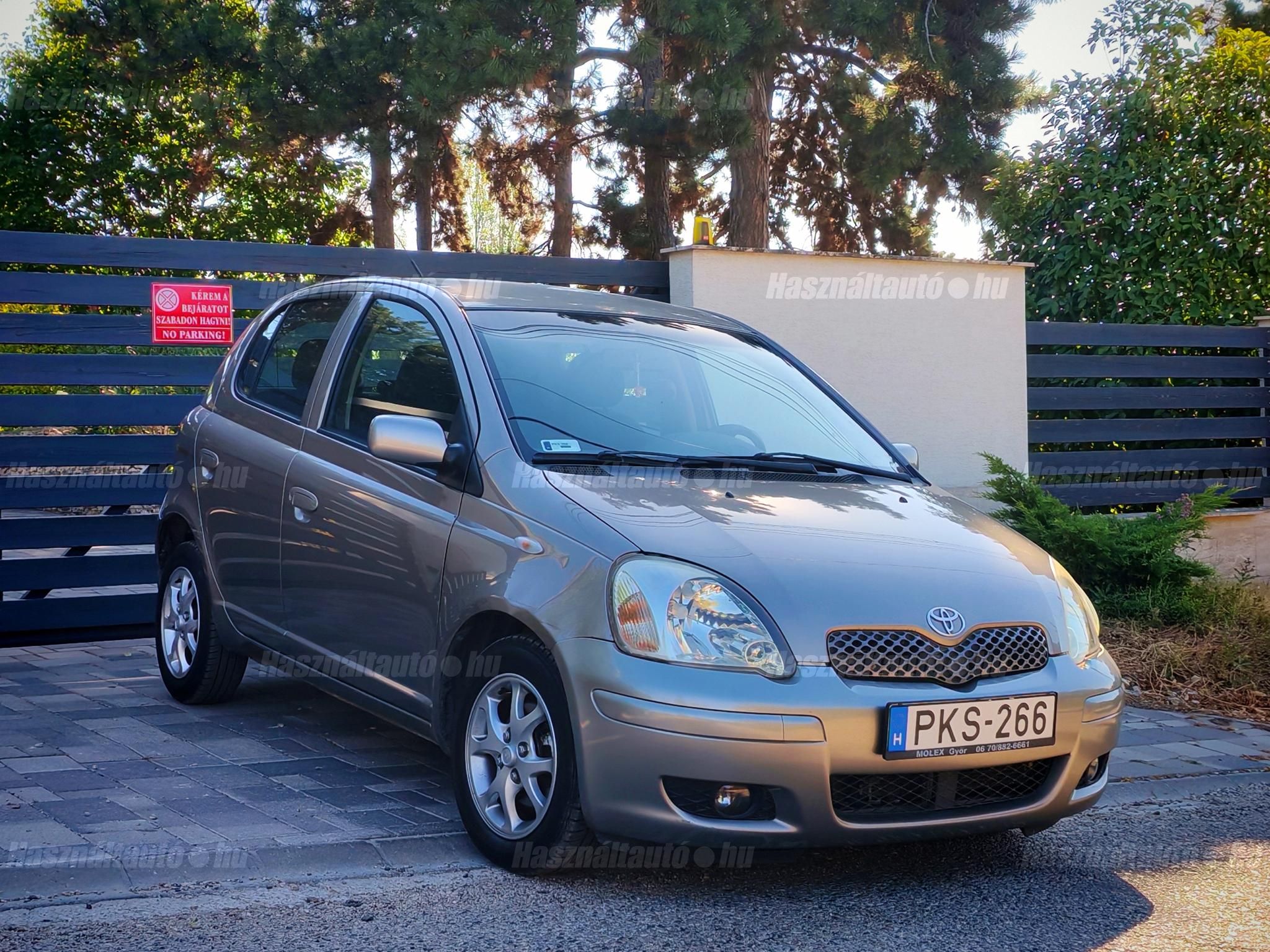 TOYOTA YARIS 2005/7 - 1
