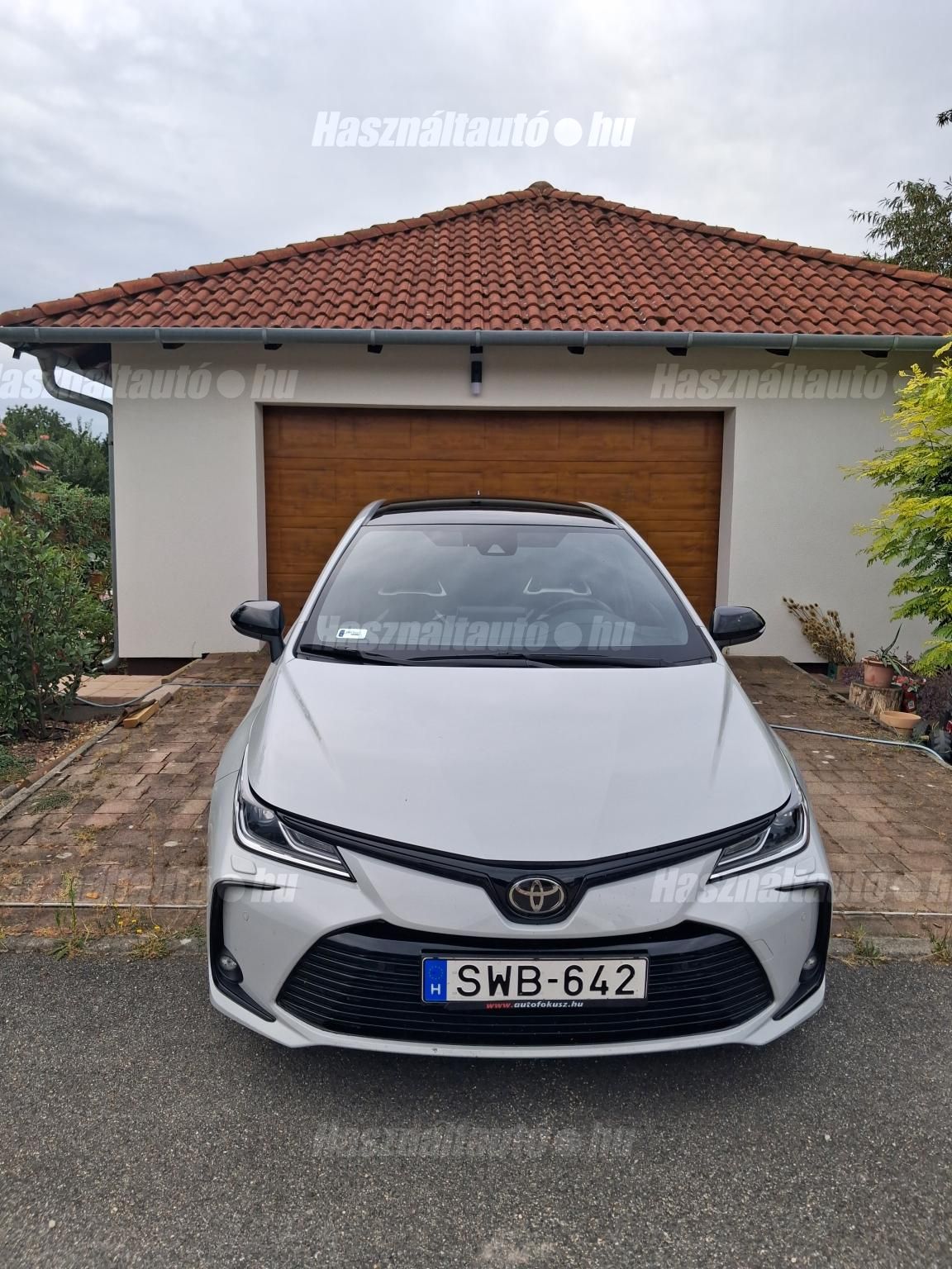 TOYOTA COROLLA 2021/8 - 1