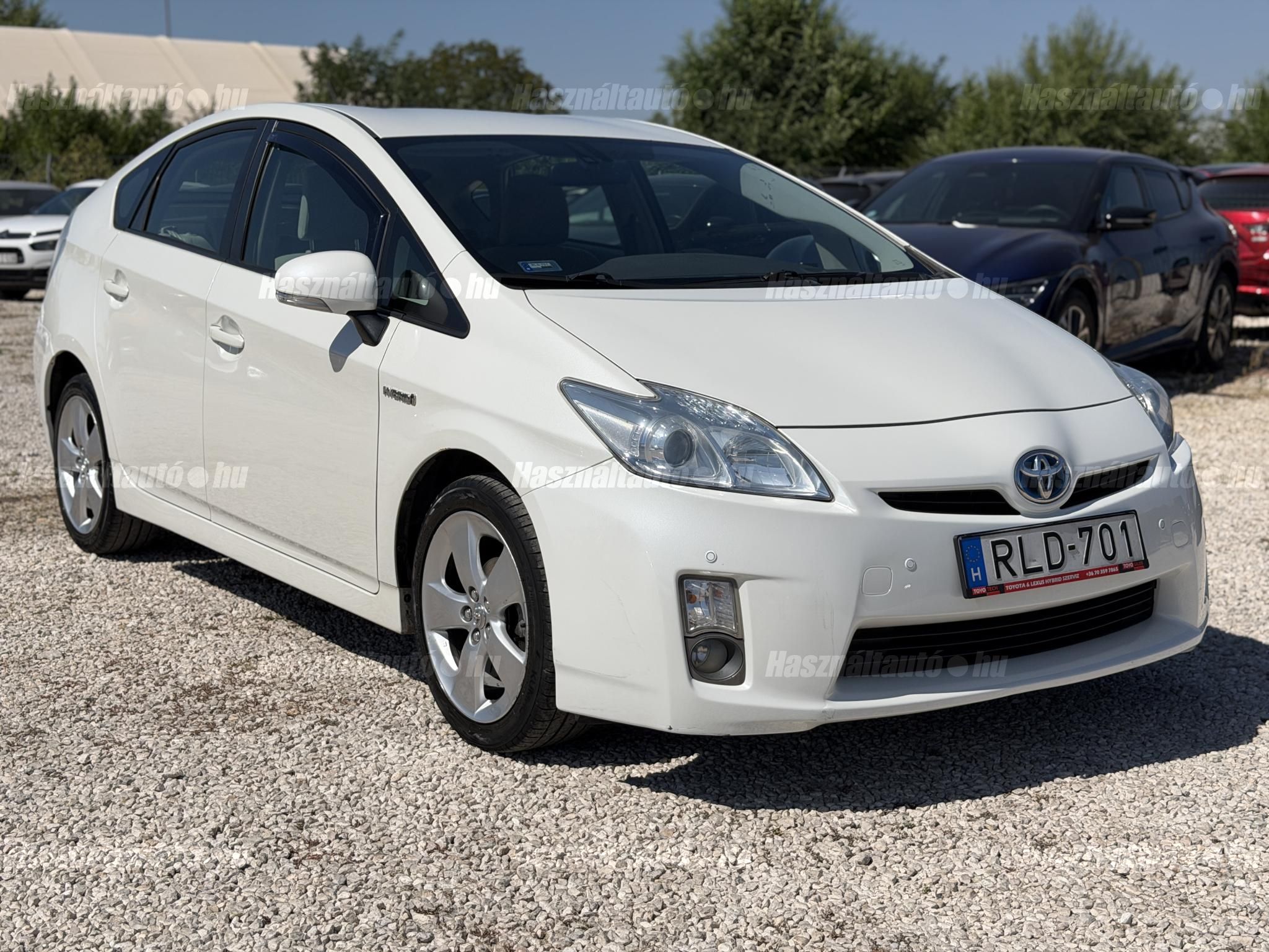 TOYOTA PRIUS 2012/1 - 1