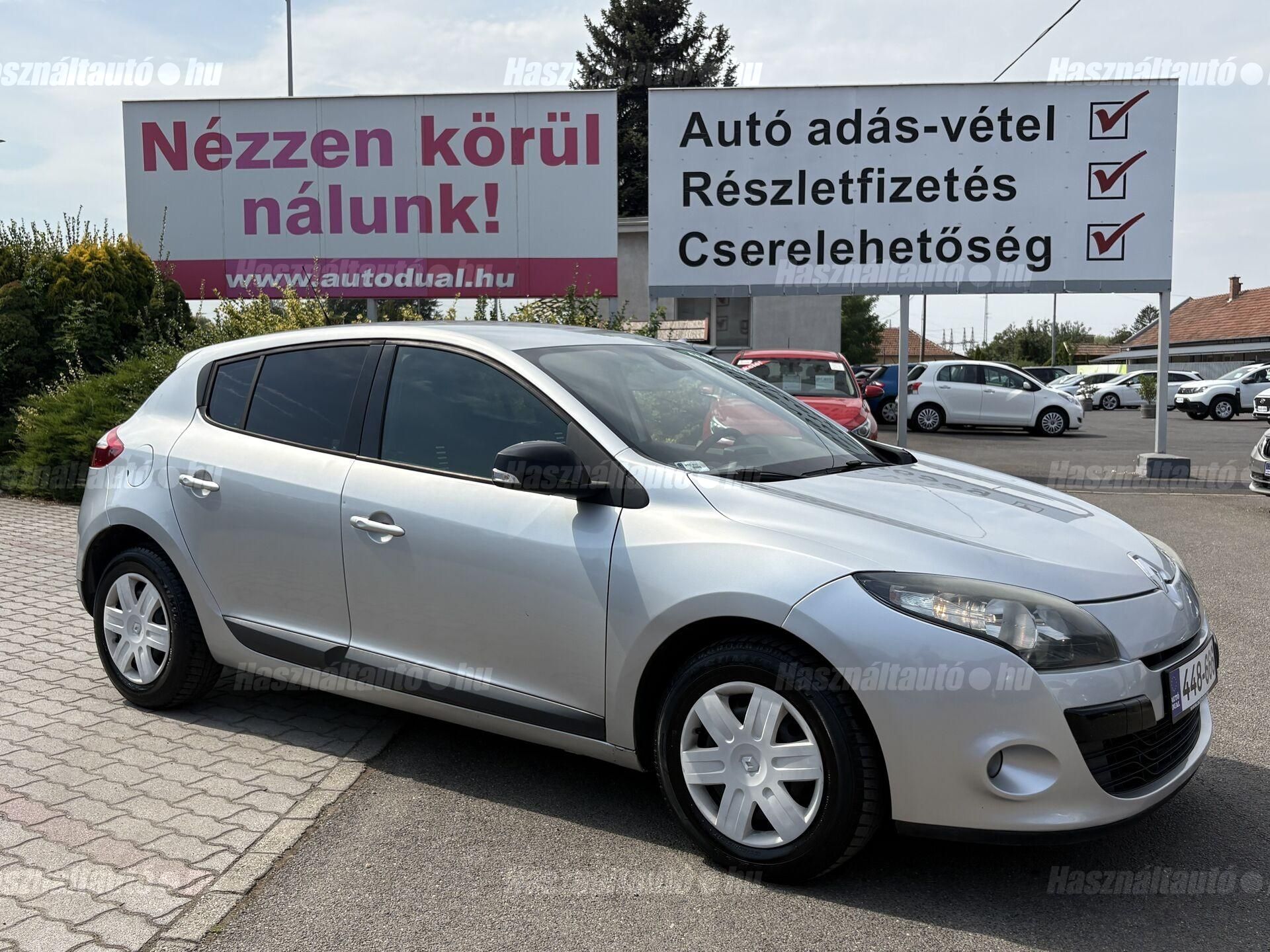 RENAULT MEGANE 2011/5 - 1