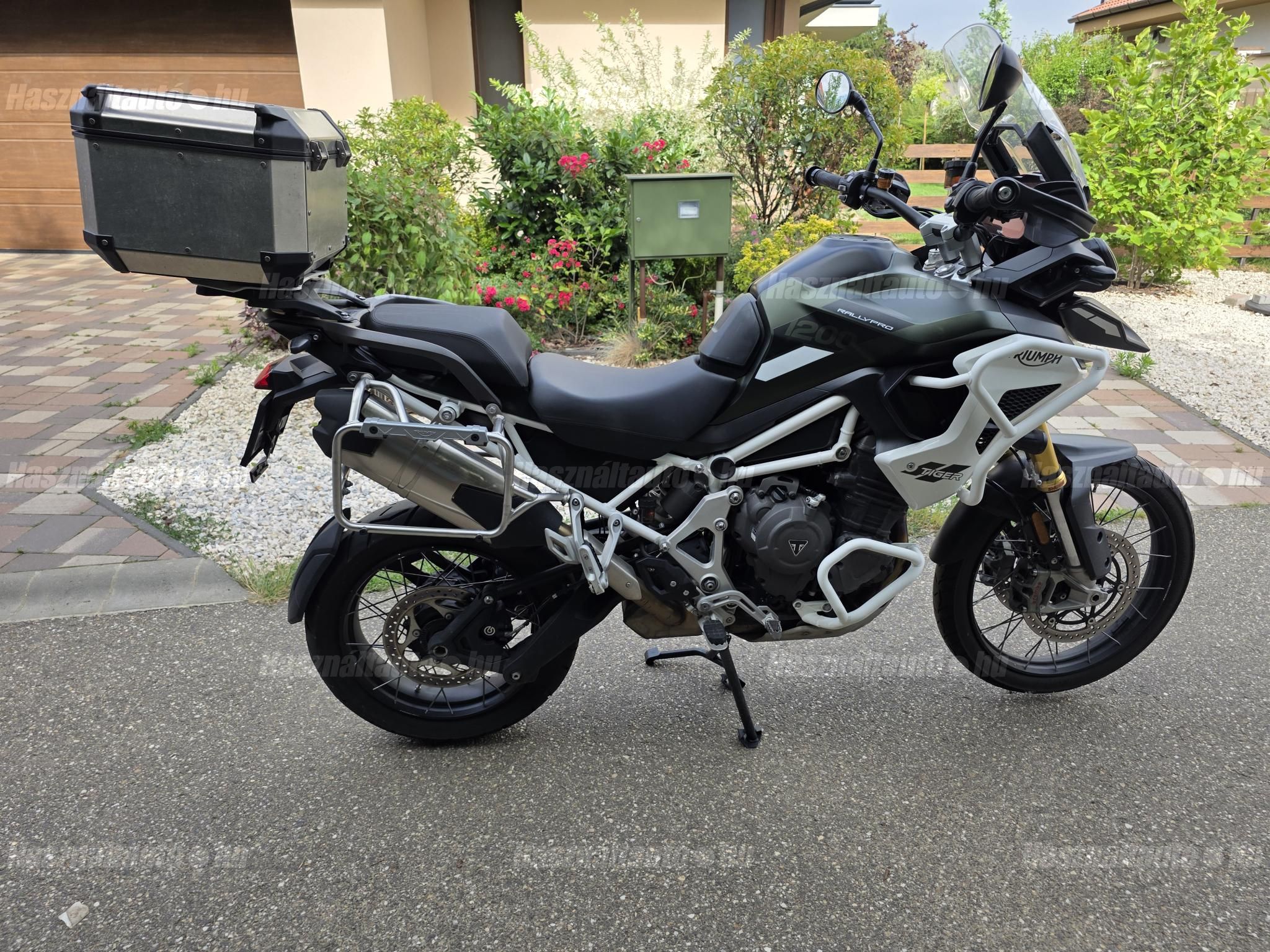 TRIUMPH TIGER 2023/10 - 1