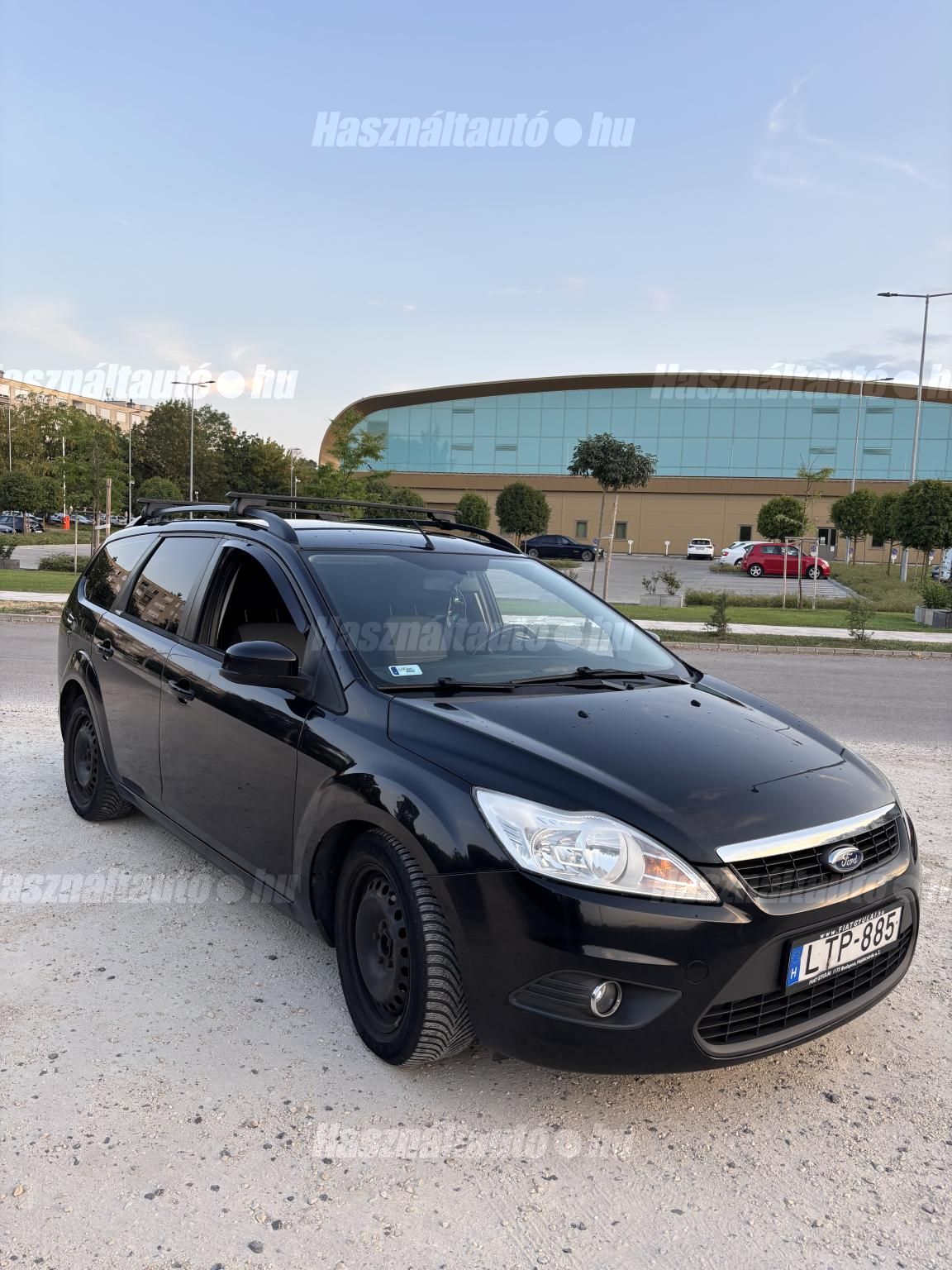 FORD FOCUS 2010 - 1