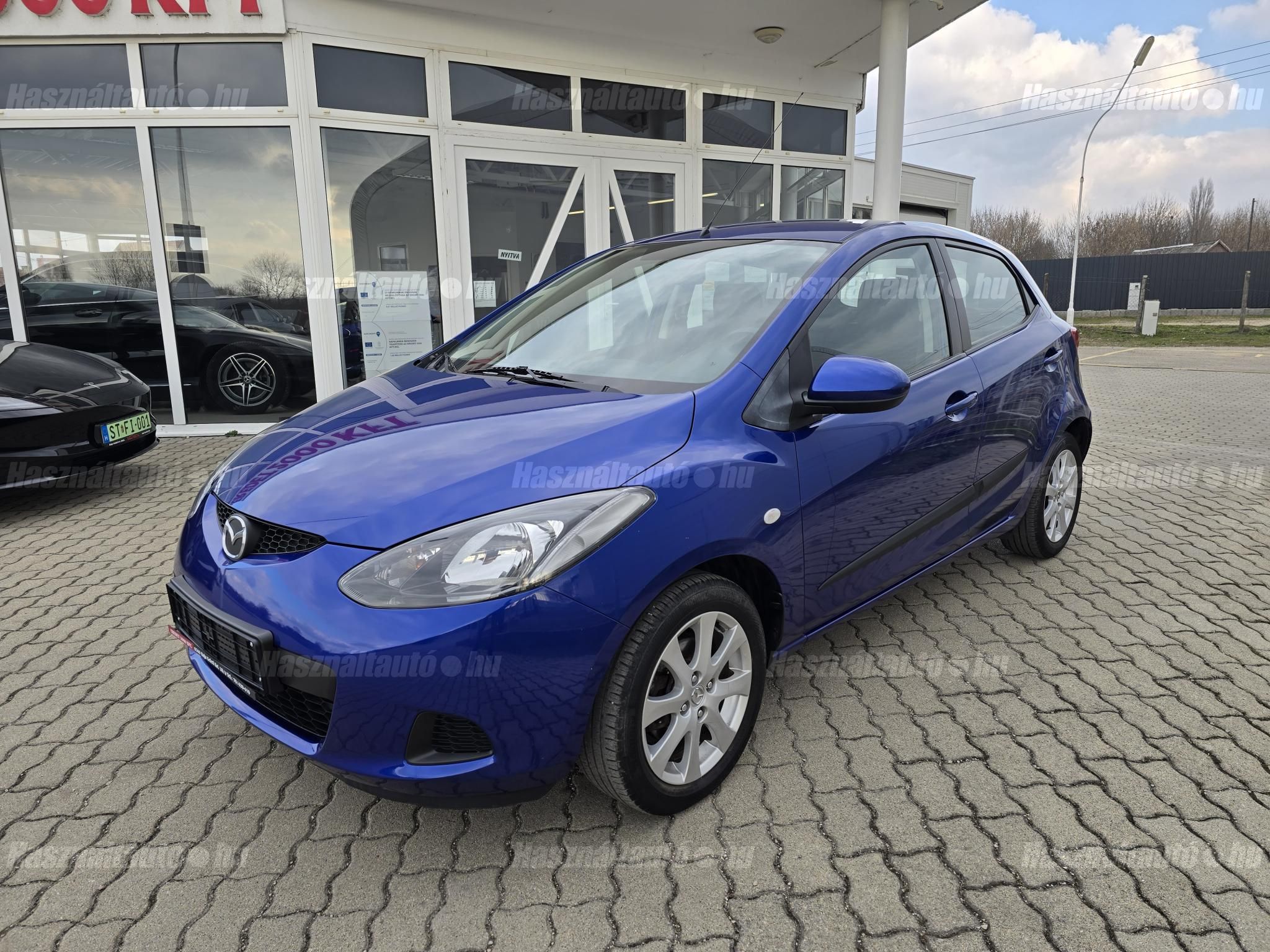MAZDA 2 2009/9 - 1