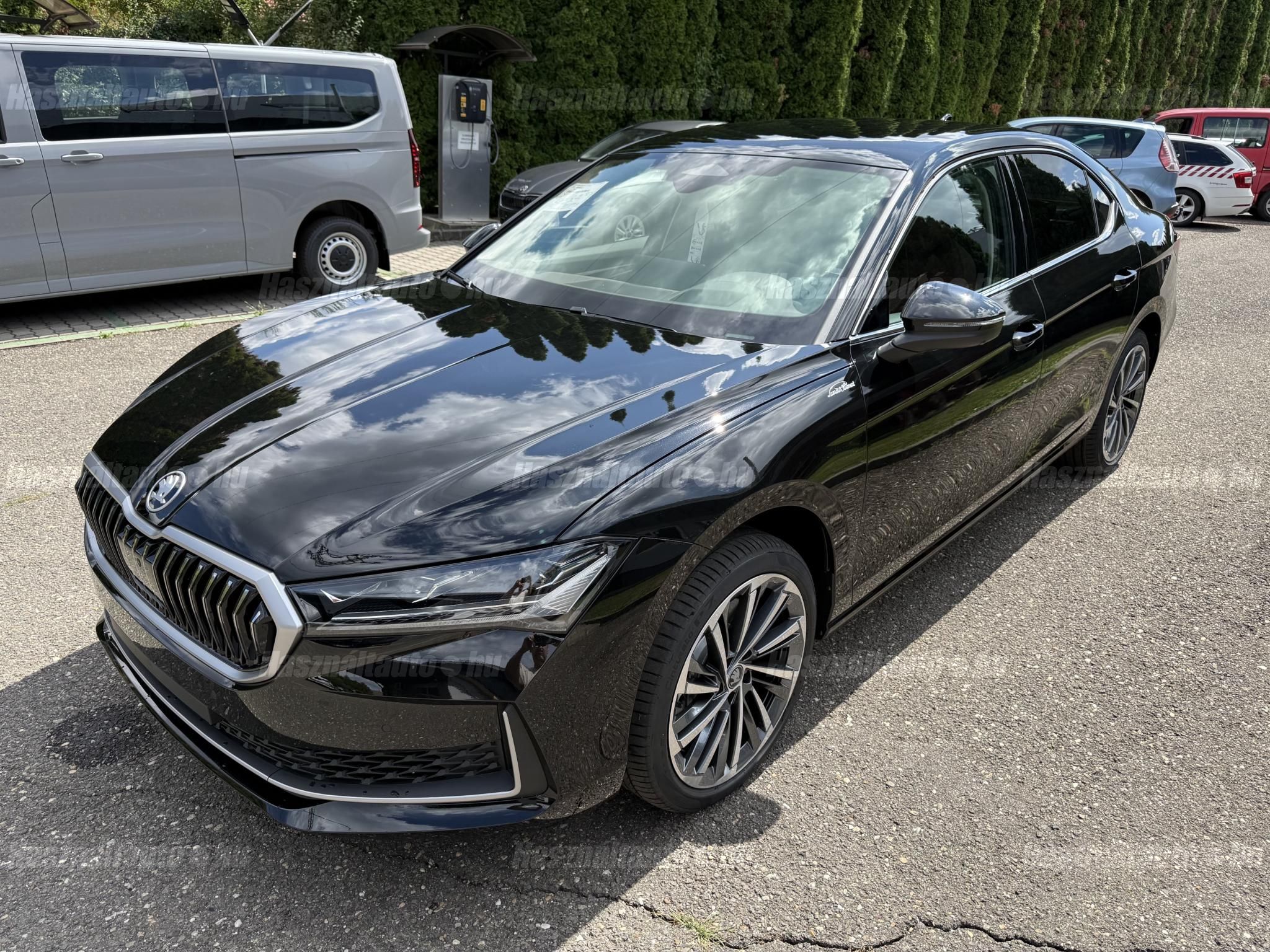 SKODA SUPERB 2026/8 - 1