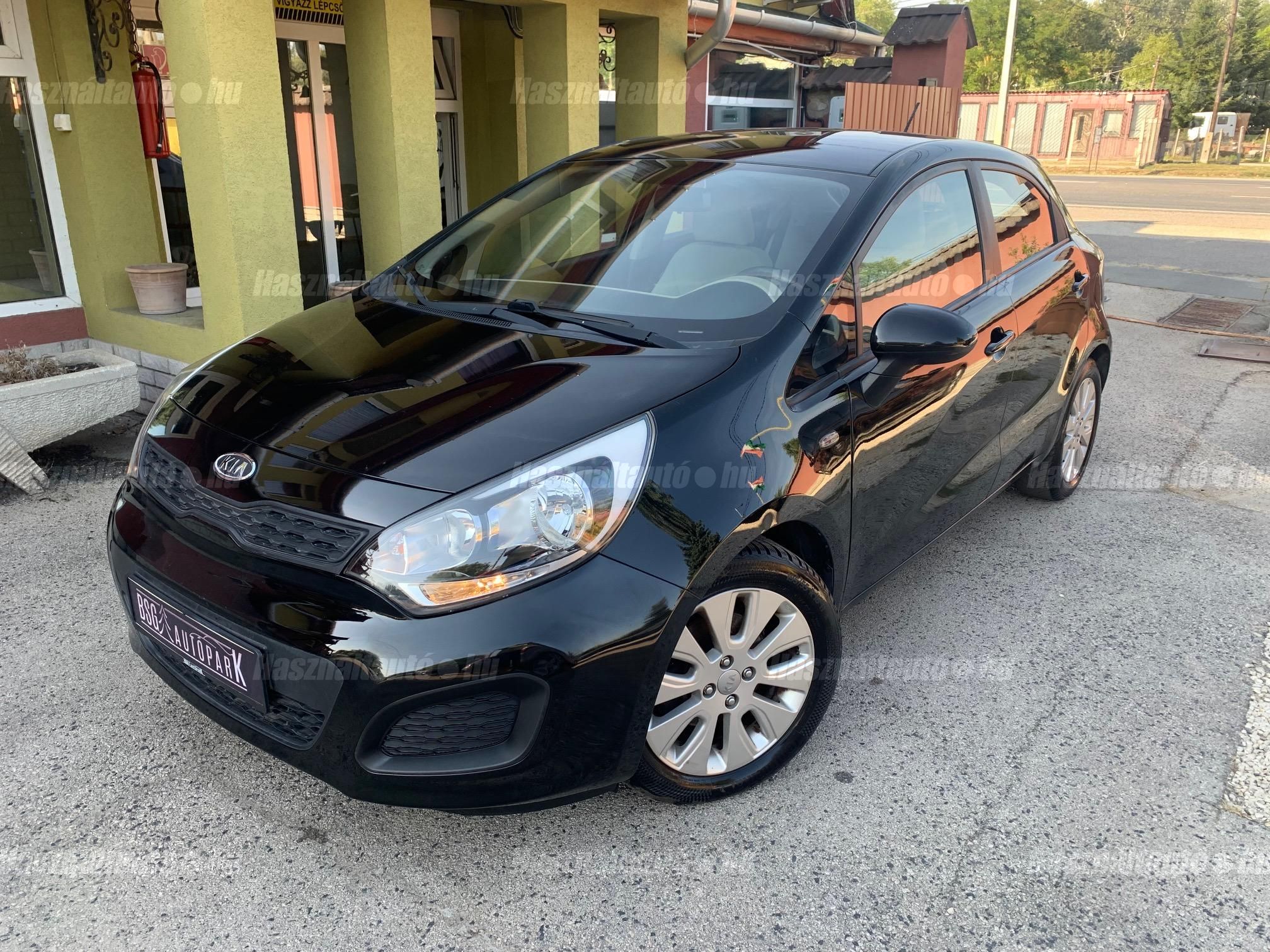 KIA RIO 2012/4 - 1