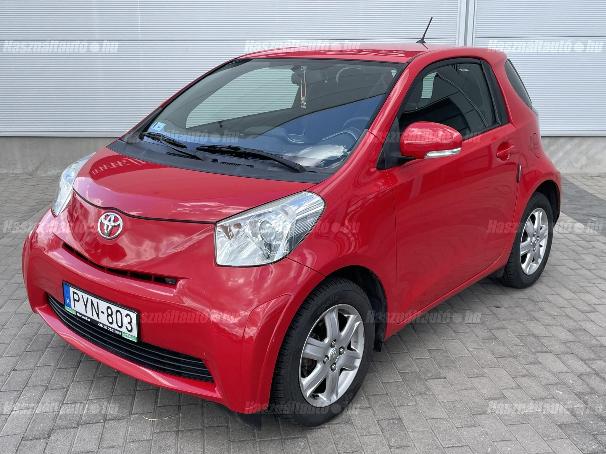 TOYOTA IQ 2009/11 - 1