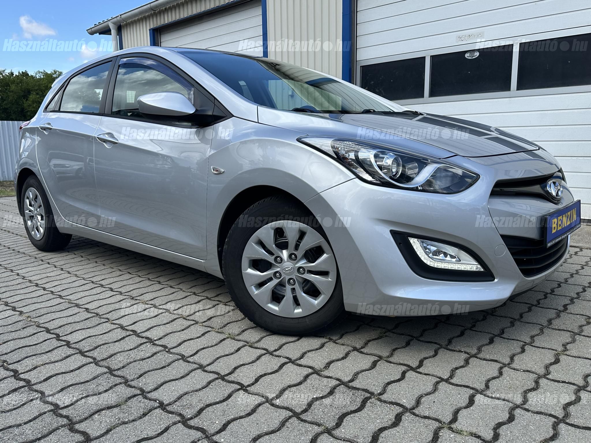 HYUNDAI I30 2015/2 - 1